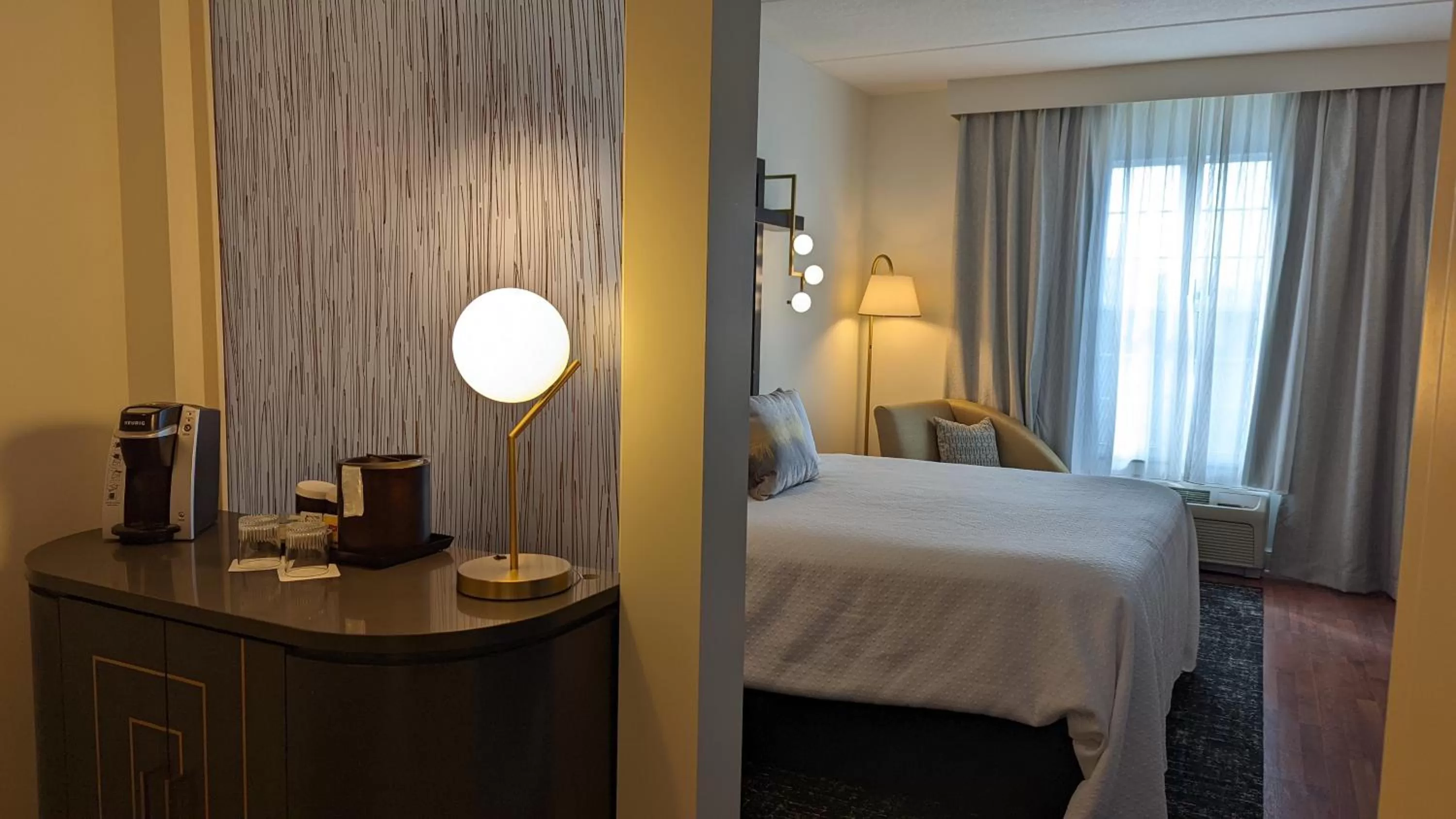 Bed in Hotel Indigo Jacksonville-Deerwood Park by IHG