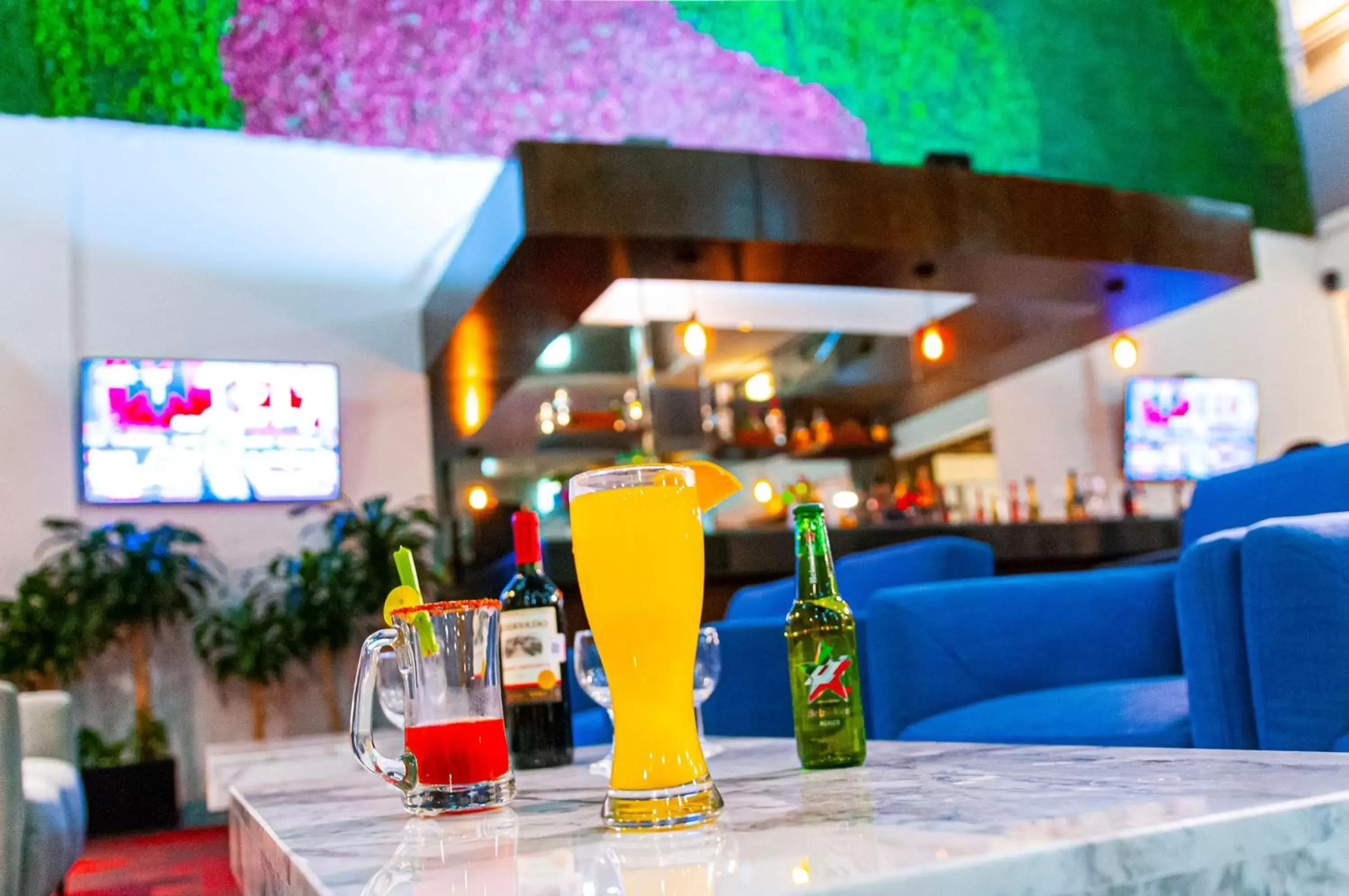 Lounge or bar in Best Western Plus Santa Cecilia Pachuca