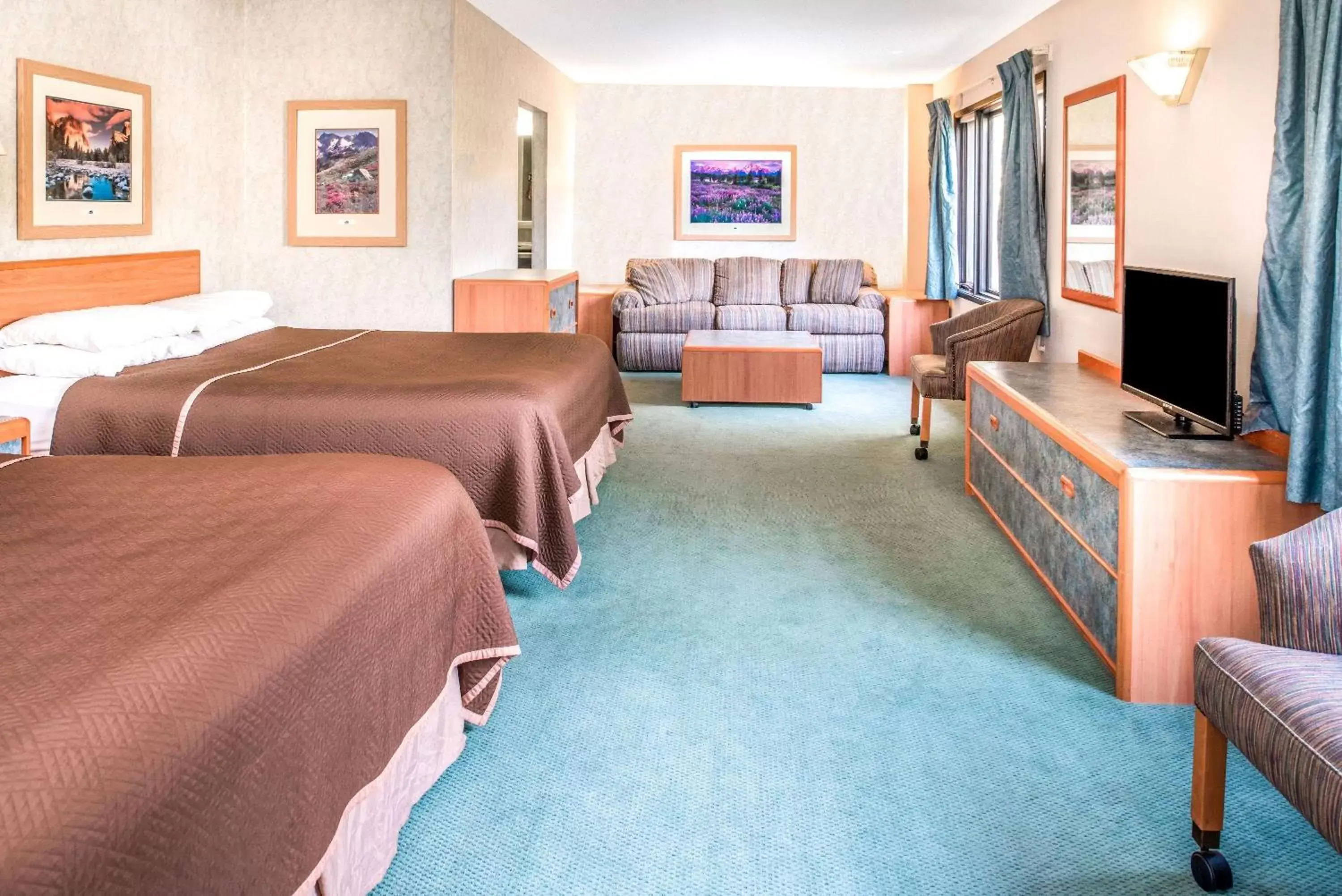 Bed in Travelodge by Wyndham Kalispell