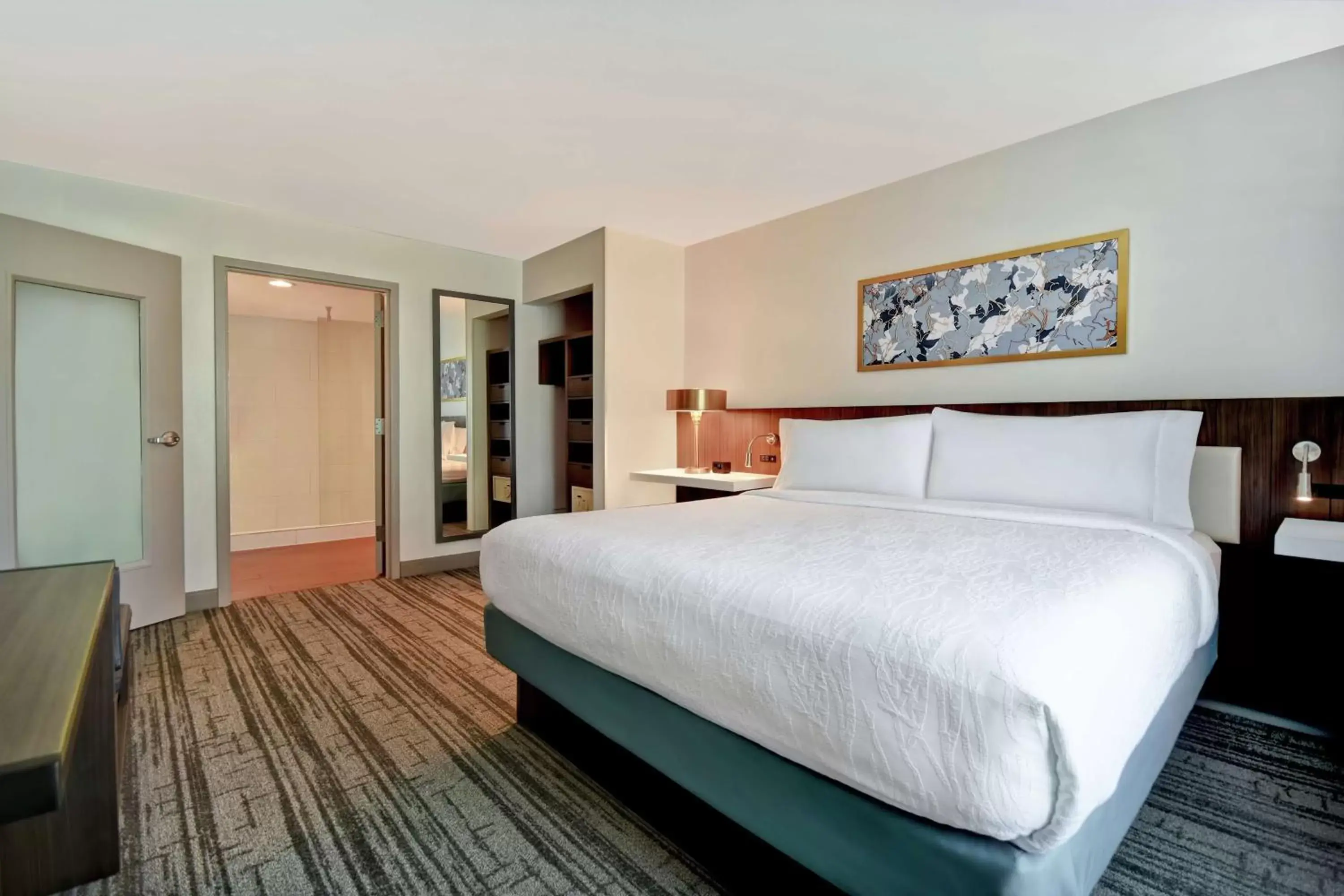 Bed in Hilton Garden Inn Houston/Galleria Area