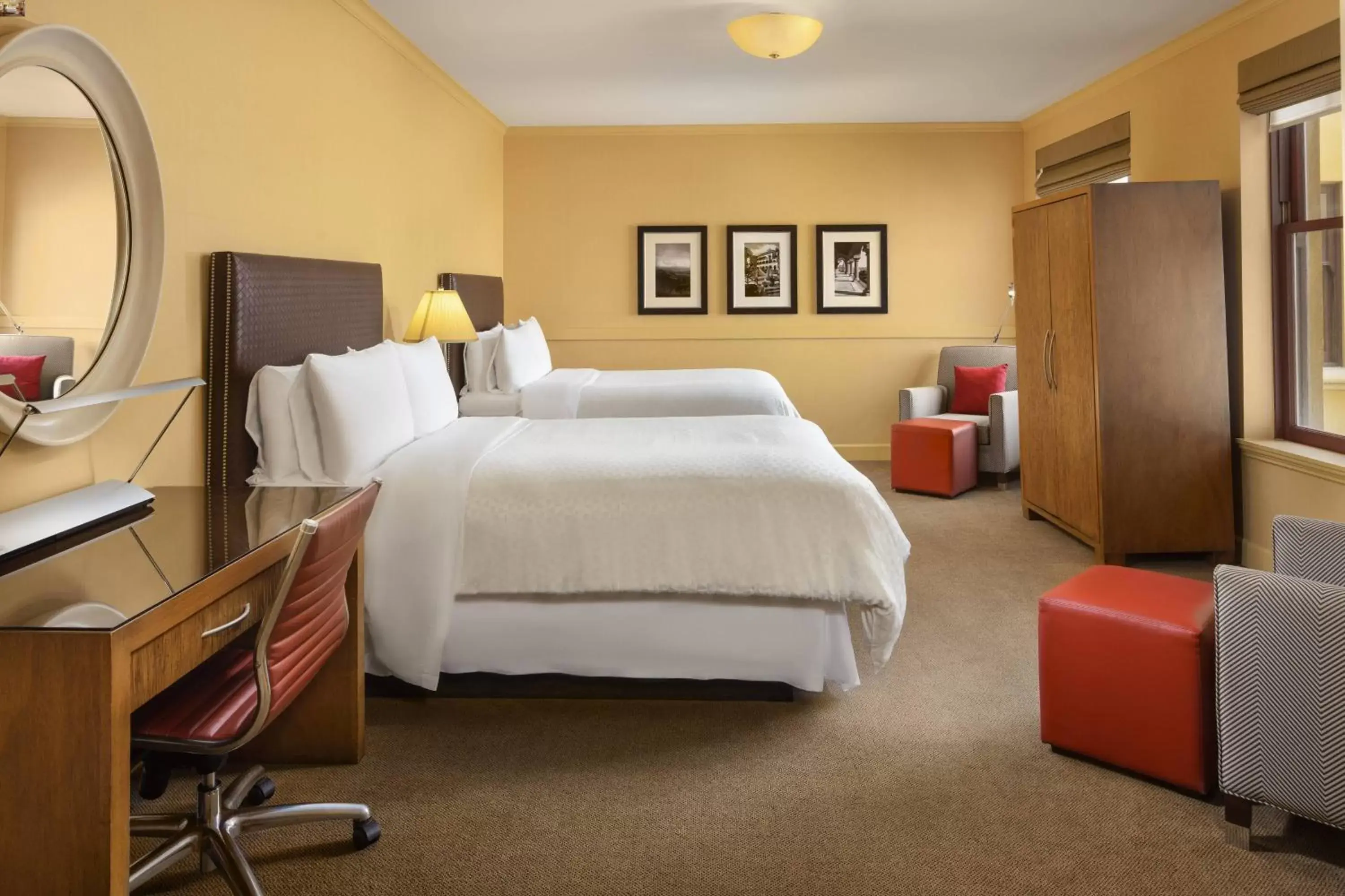 Photo of the whole room, Bed in Four Points by Sheraton San Jose Downtown