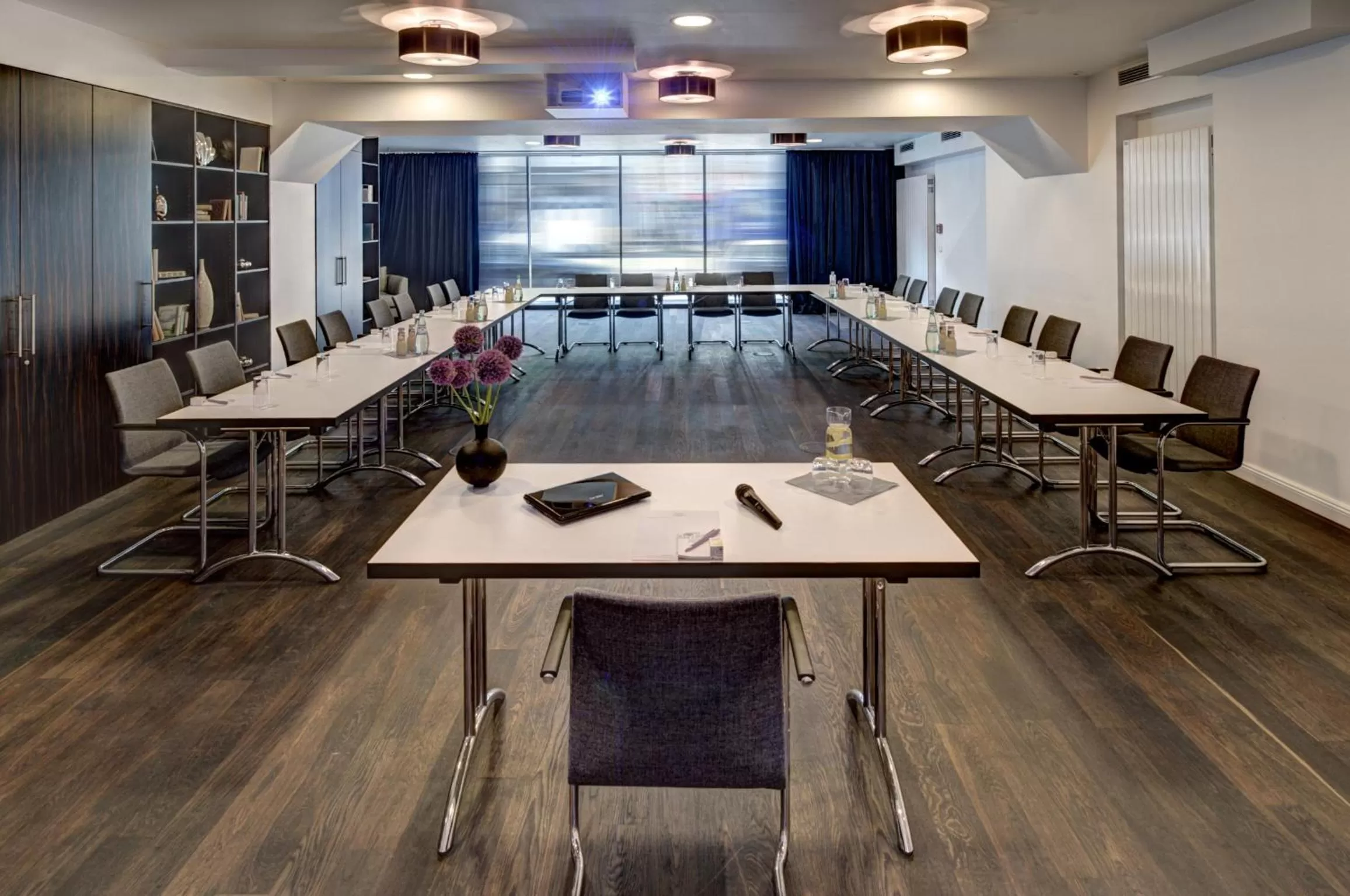 Meeting/conference room in Hotel AMANO Düsseldorf