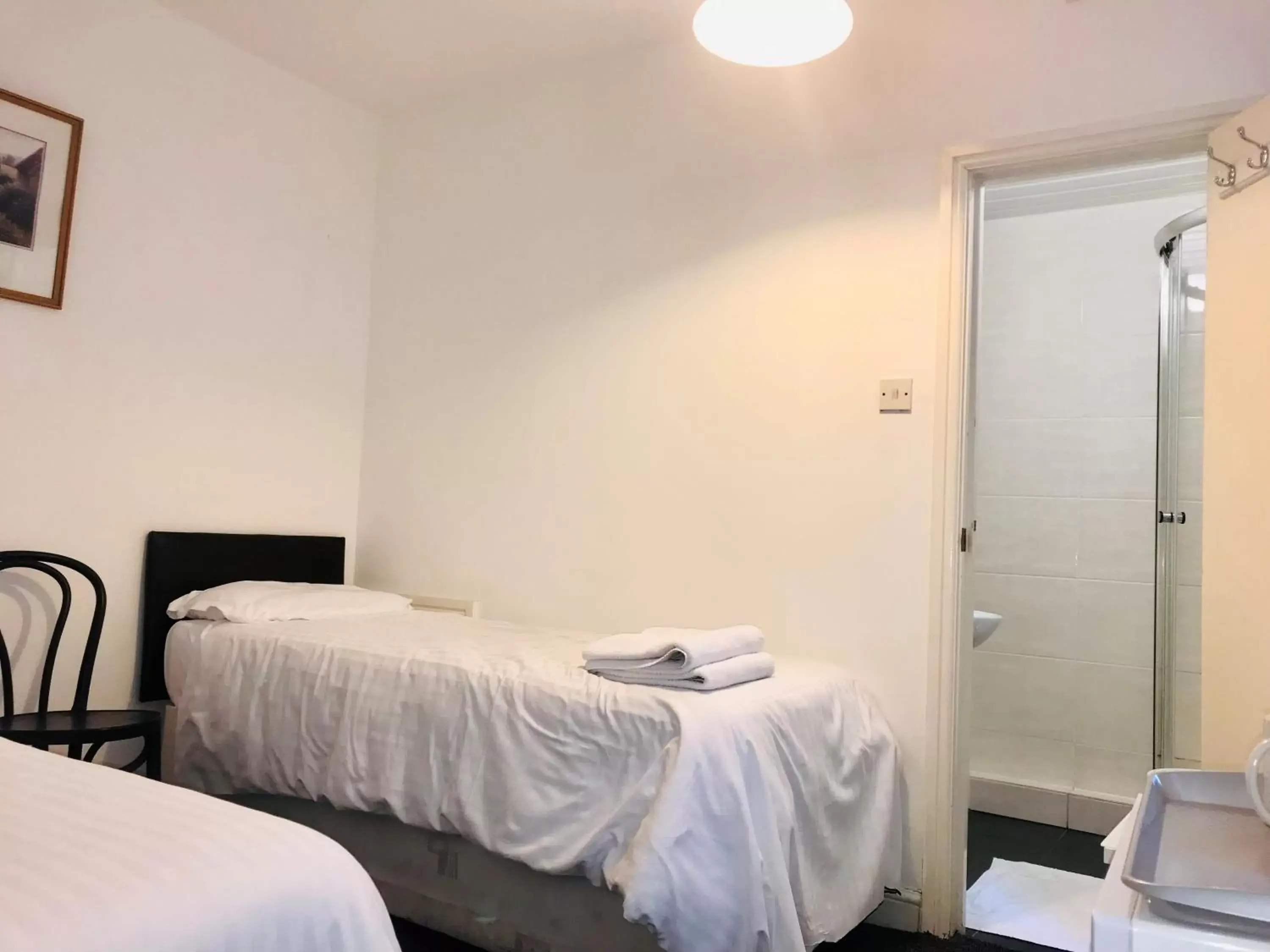 Bed in Amhurst Hotel Bed in Amhurst Hotel