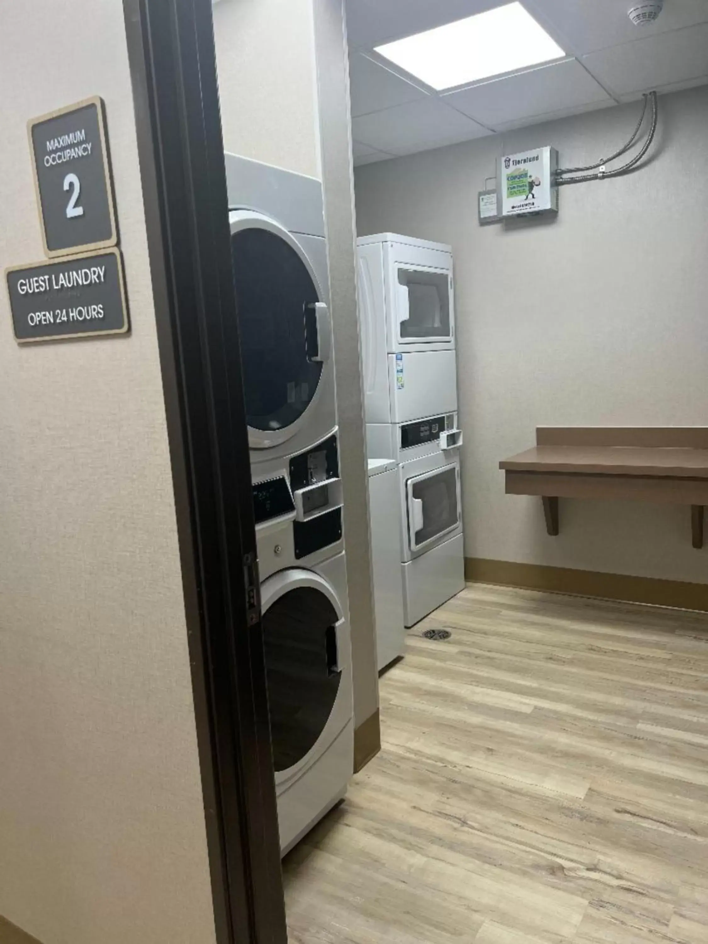 laundry in Comfort Suites Colorado Springs East -Medical Center Area