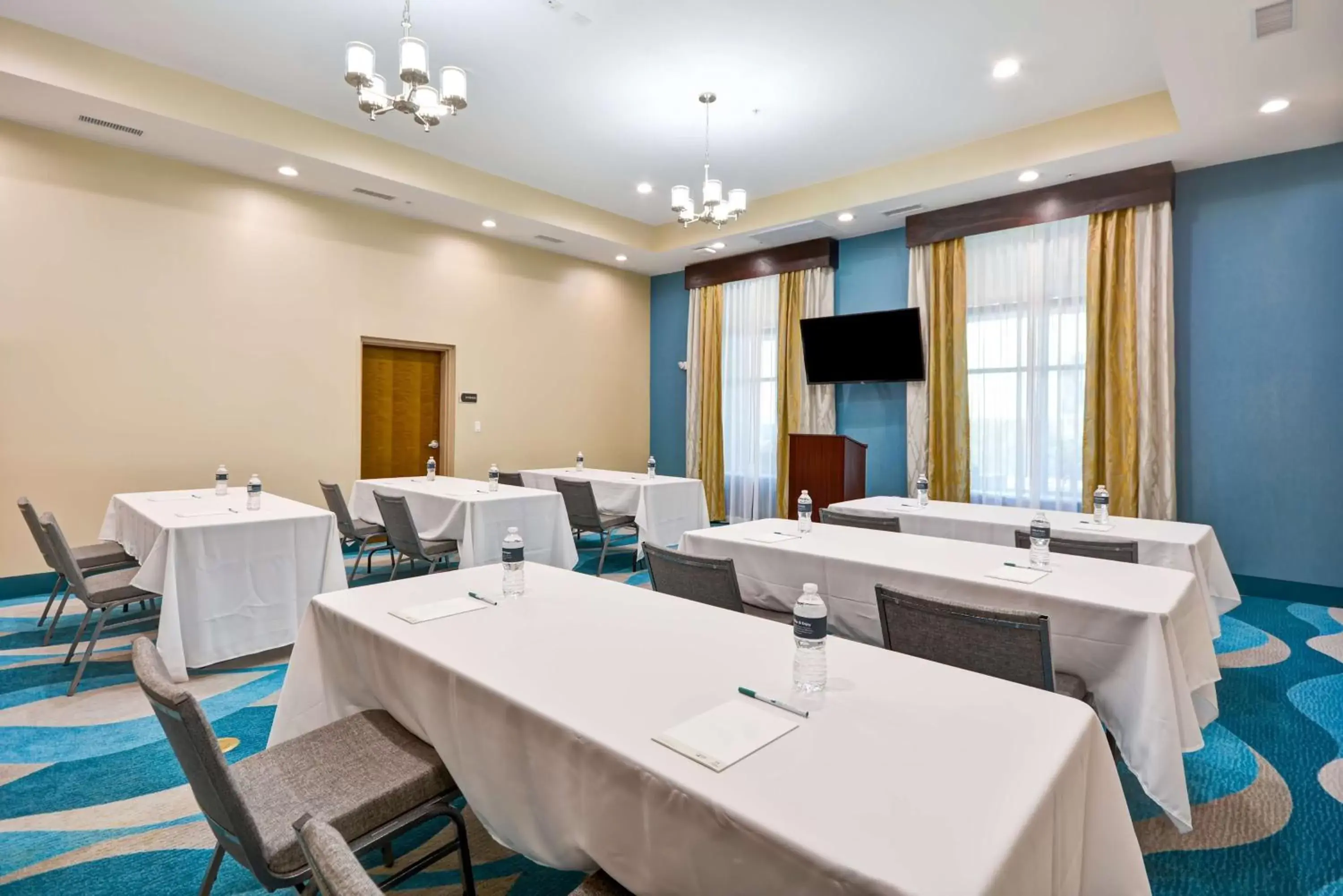 Meeting/conference room in Homewood Suites By Hilton Galveston