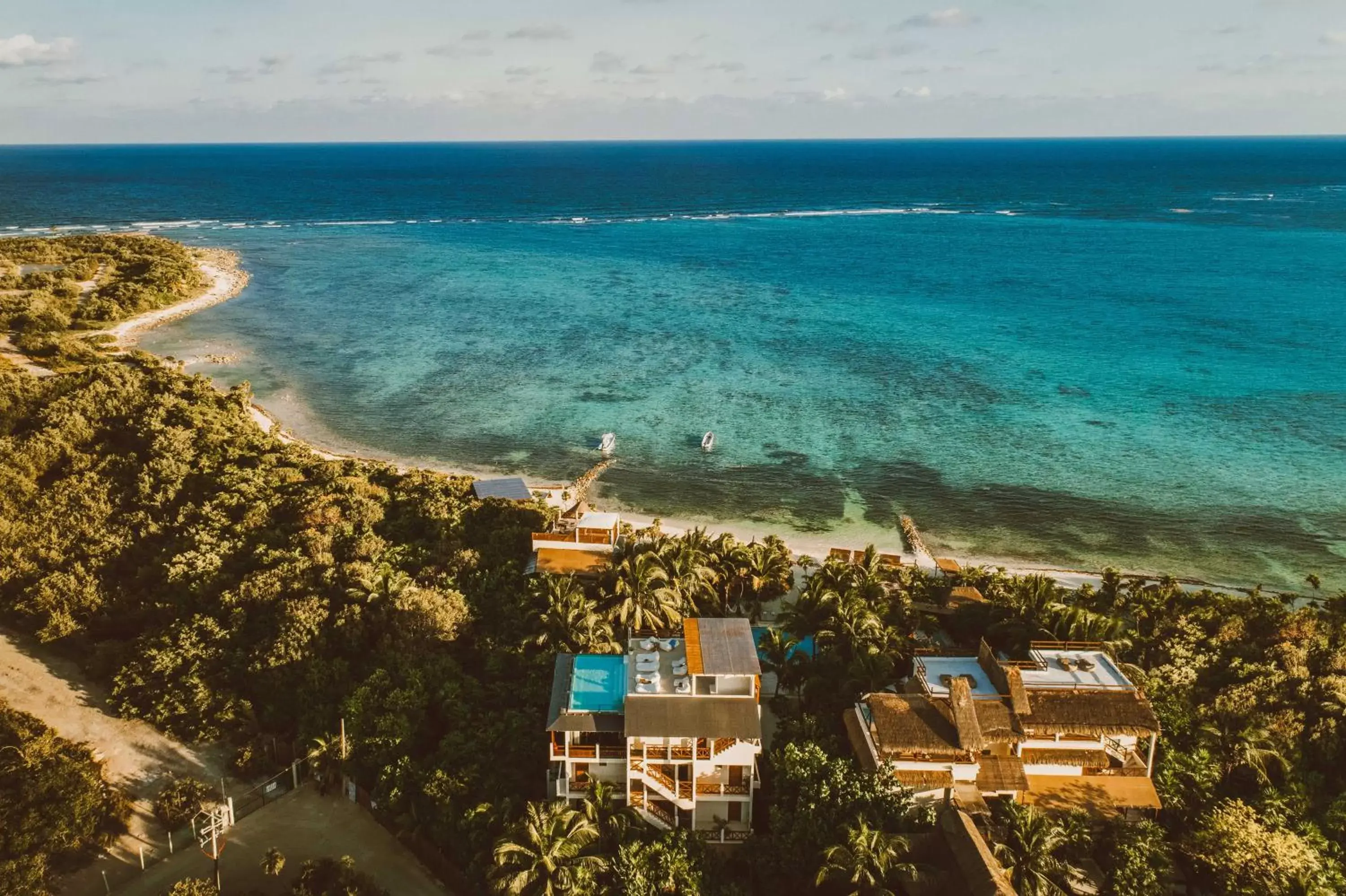 Bird's eye view, Bird's-eye View in Jashita Hotel