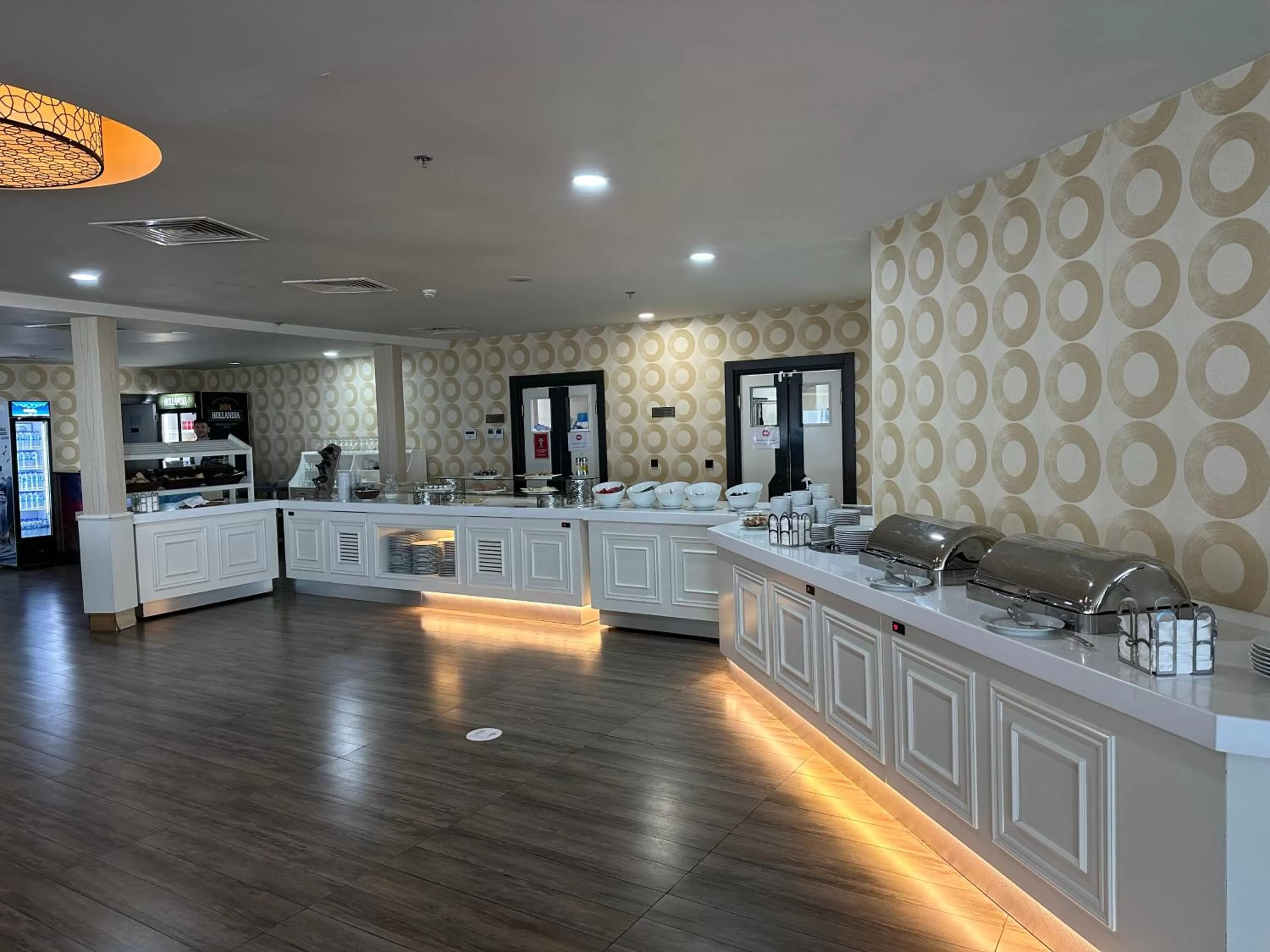 Kitchen or kitchenette, Restaurant/Places to Eat in Orbi City Luxury Suite