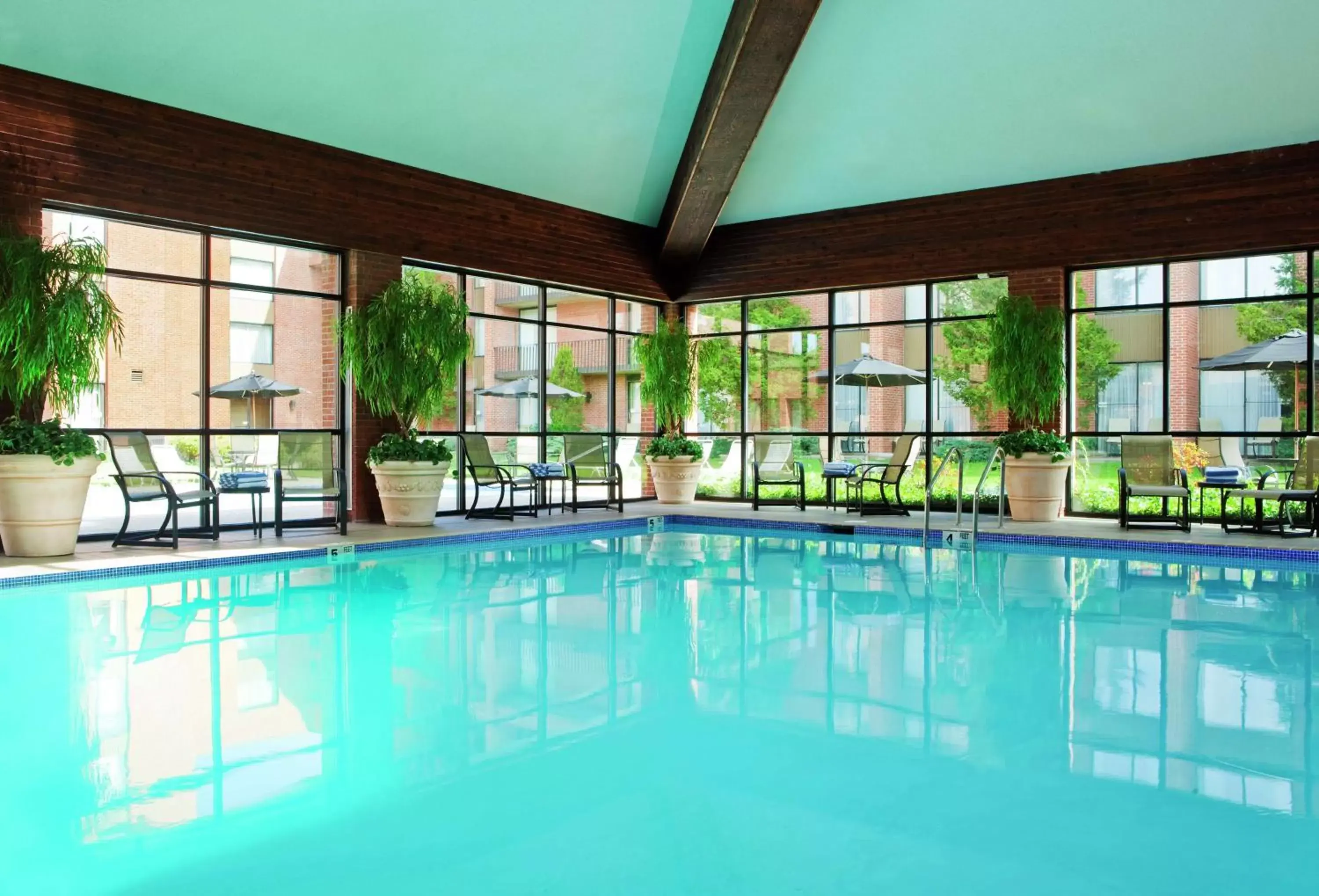 Pool view, Swimming Pool in DoubleTree by Hilton Hotel Syracuse