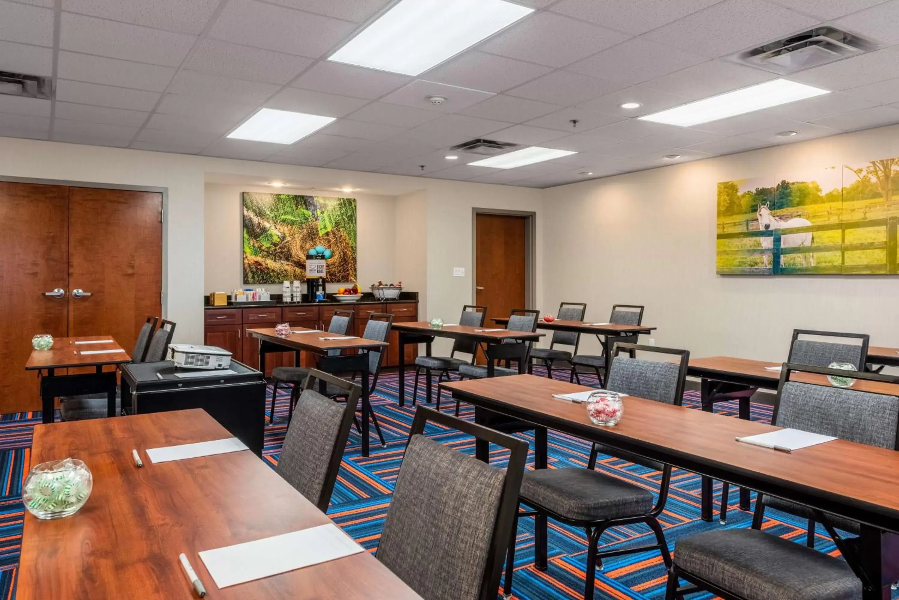 Meeting/conference room, Restaurant/Places to Eat in Hampton Inn & Suites Hopkinsville