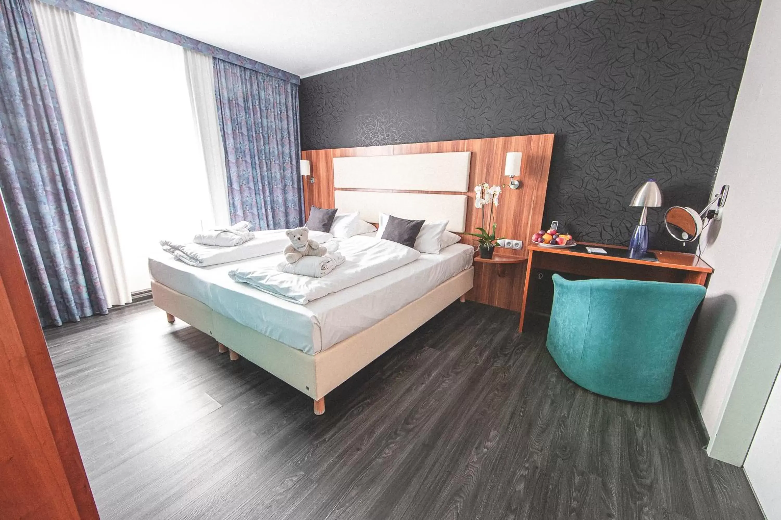 Bedroom, Bed in Best Western Plaza Hotel Zwickau