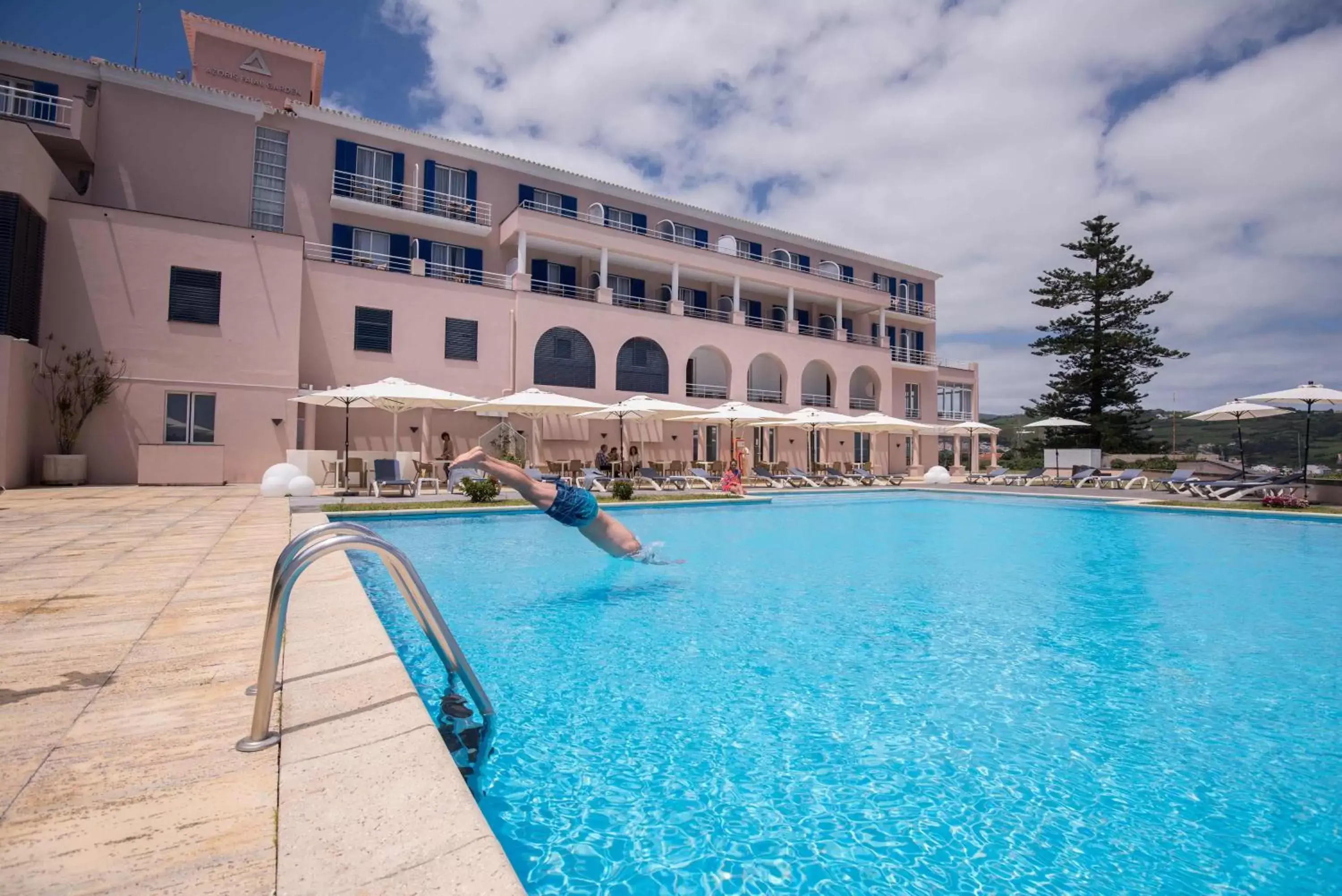 Property building, Swimming Pool in Azoris Faial Garden – Resort Hotel
