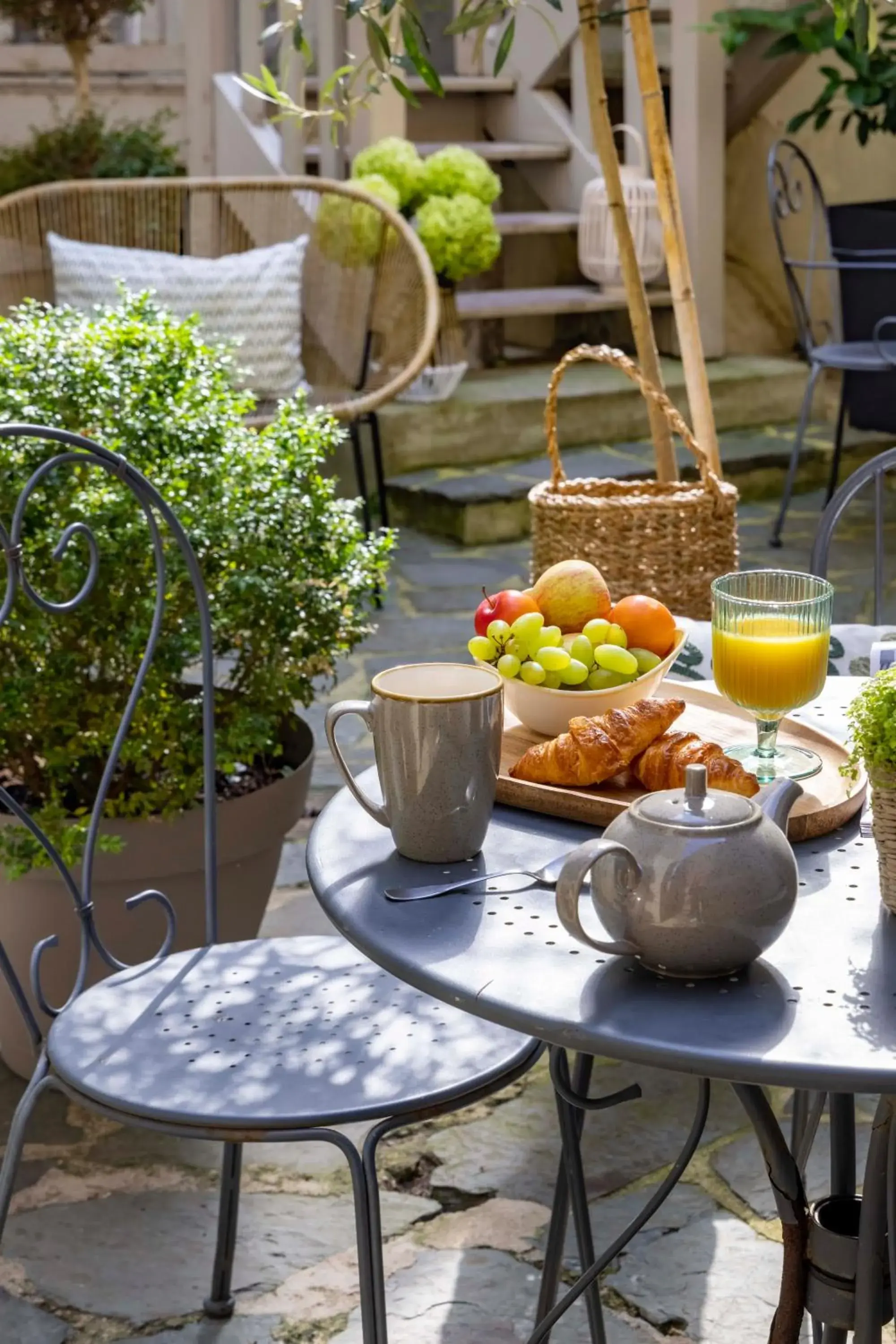 Breakfast in Hôtel Le Fer à Cheval