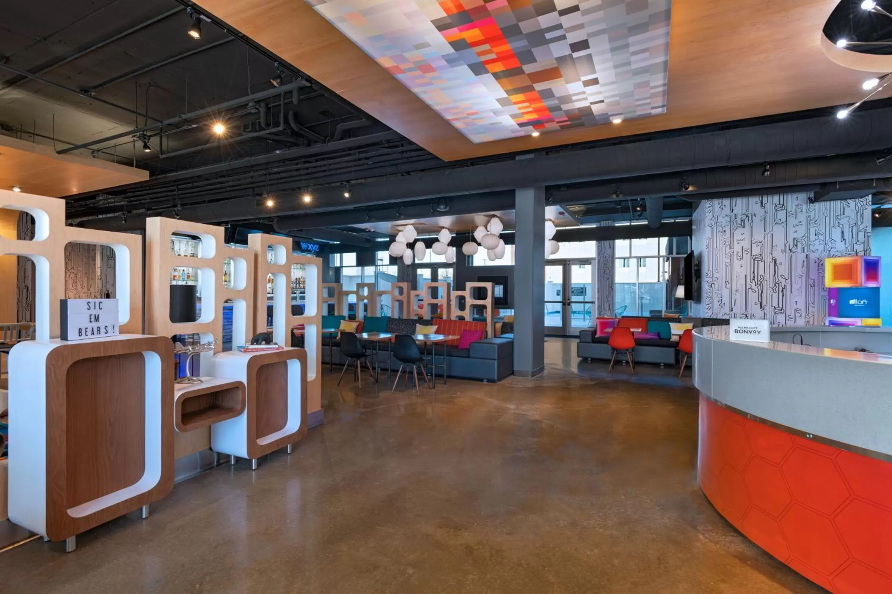 Lobby or reception in Aloft Waco Baylor