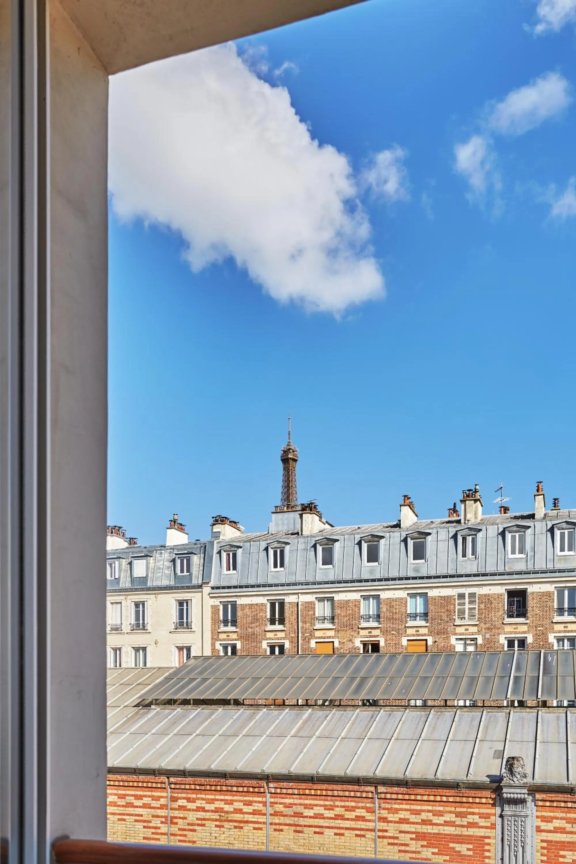 View (from property/room) in Hôtel Le Relais Saint Charles