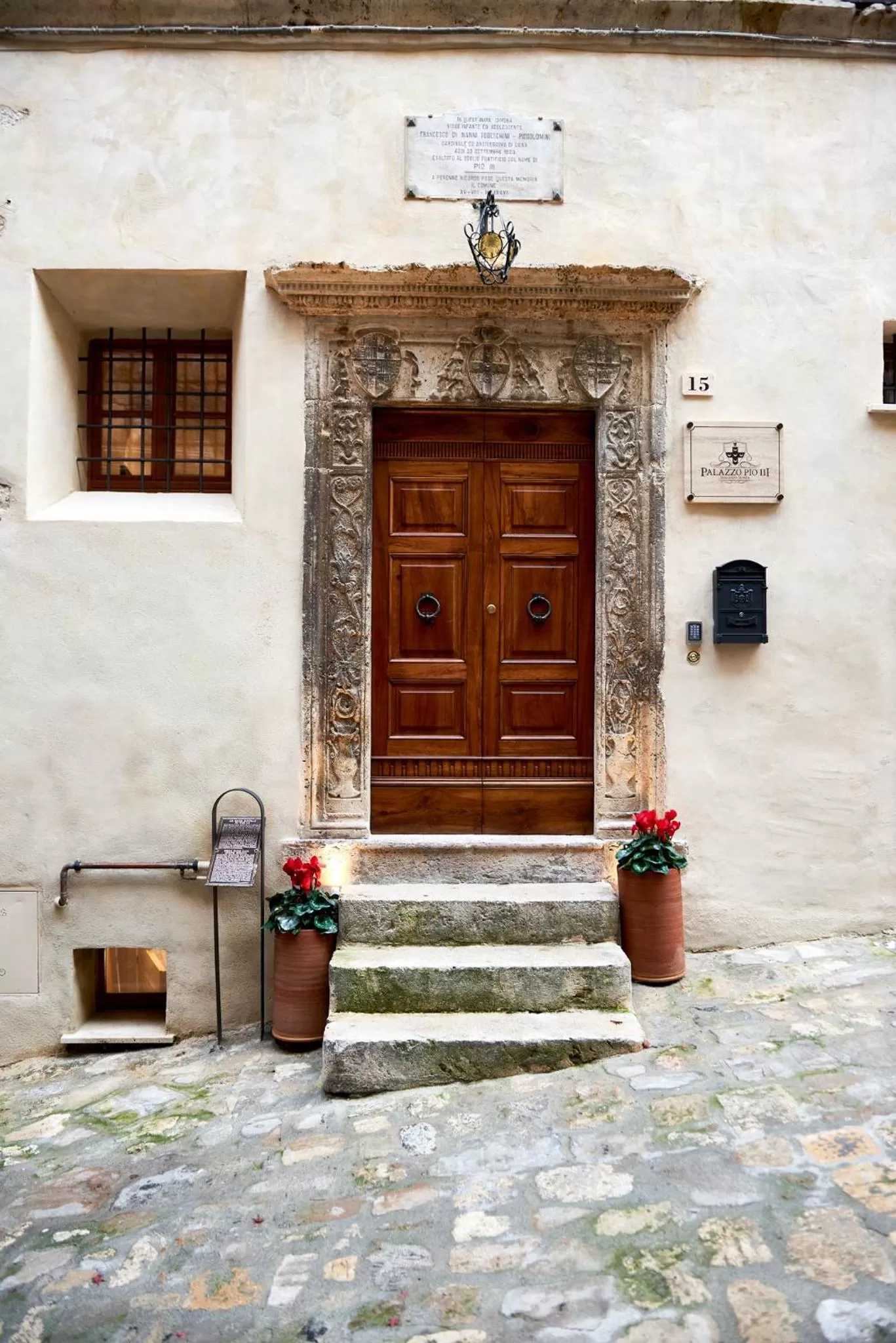 Property building in Palazzo Pio III - Residenza d'epoca