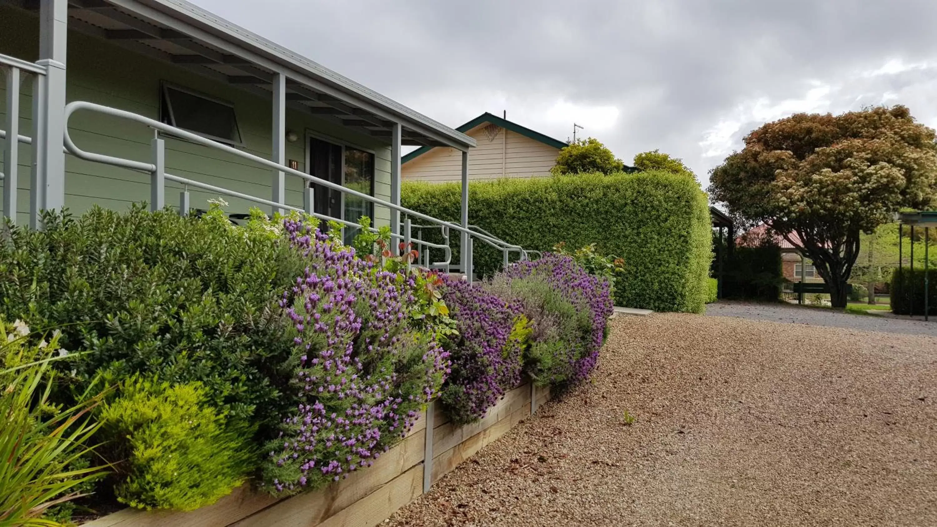 Garden view, Property Building in Daylesford Central Motor Inn