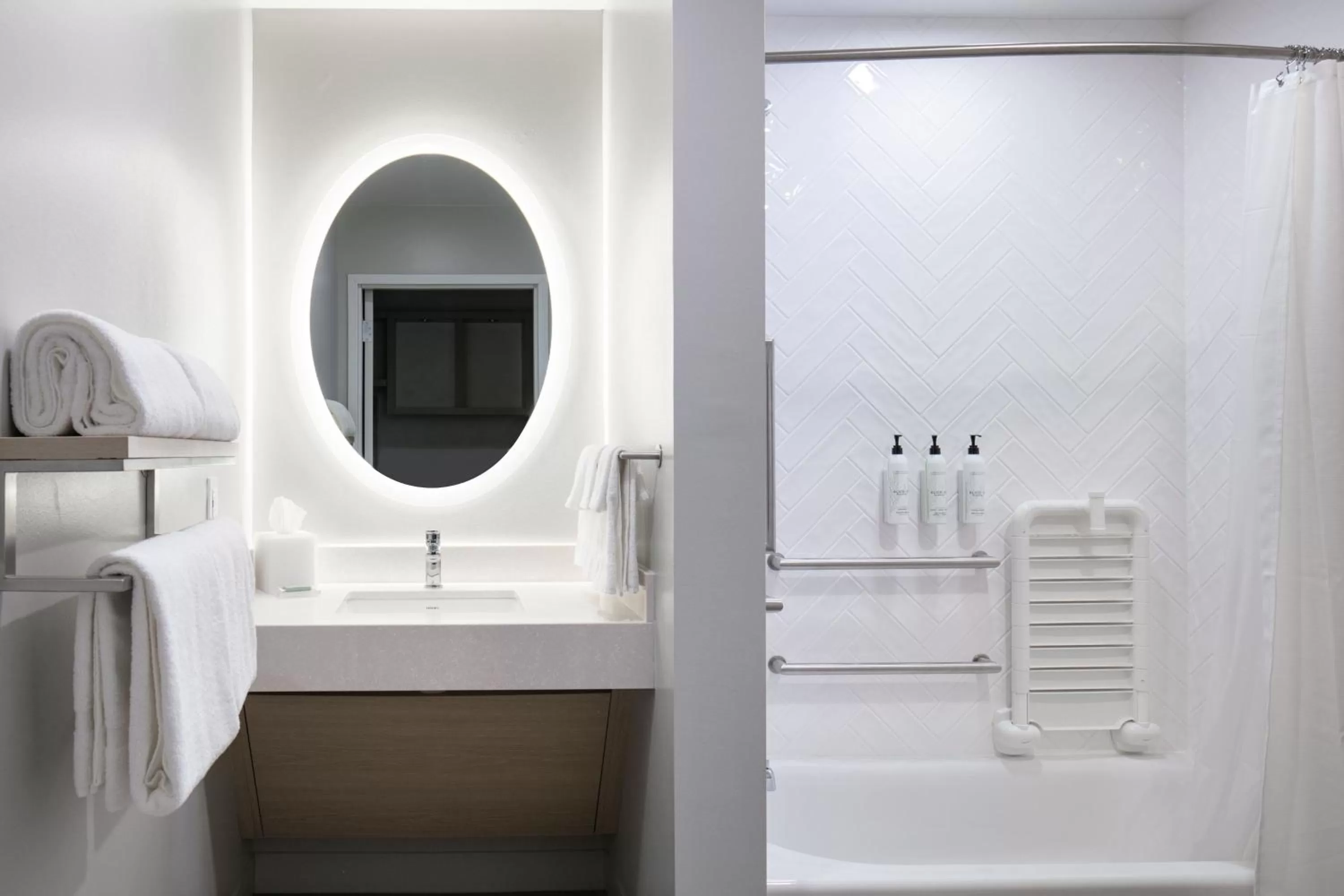 Photo of the whole room in TownePlace Suites by Marriott Oshkosh