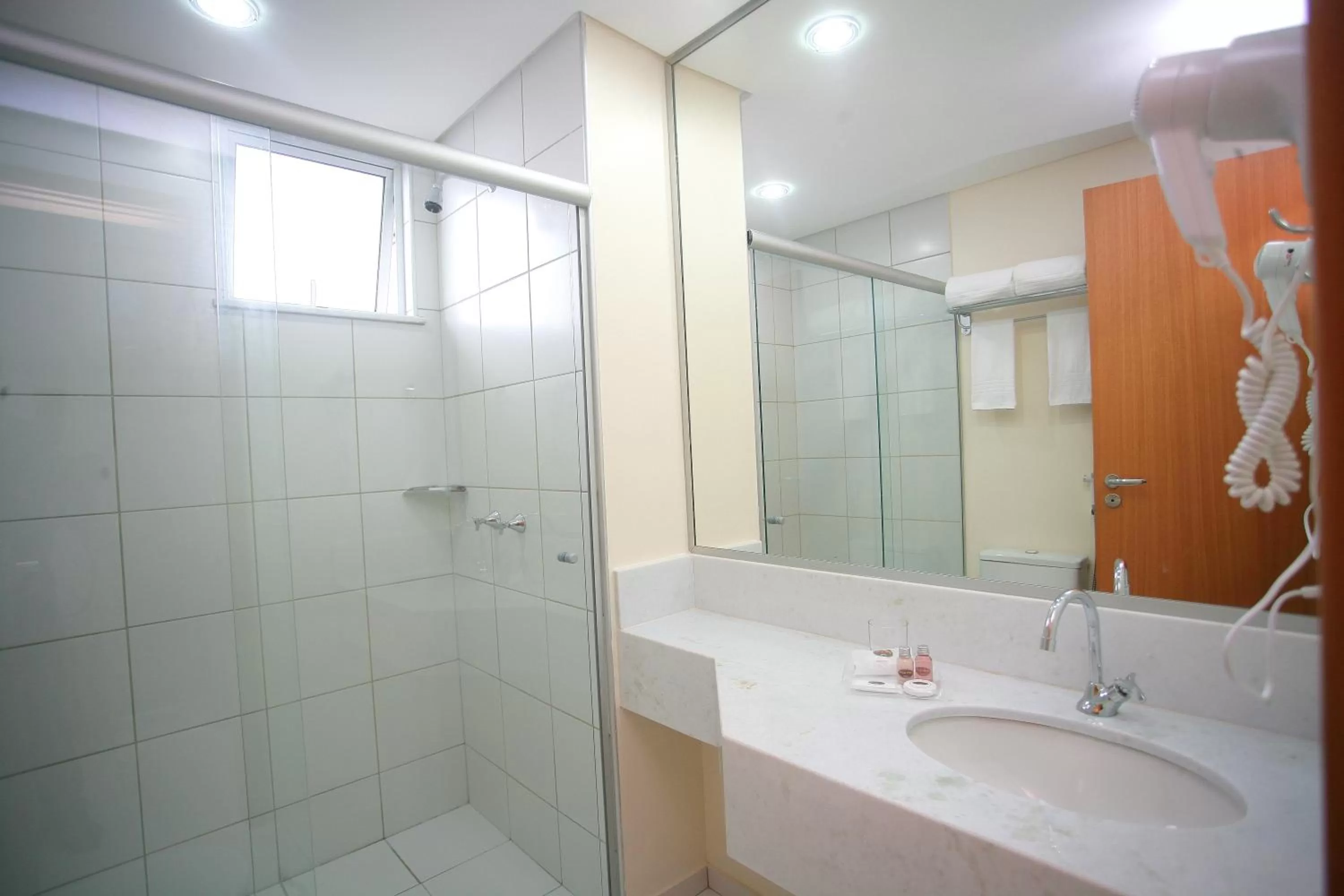 Bath in Stop Way Hotel São Luís