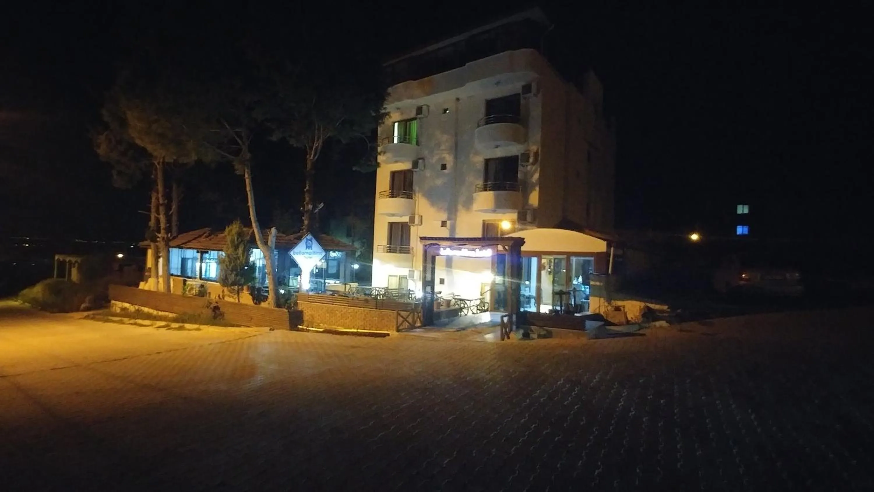 Facade/entrance in Bellamaritimo Hotel