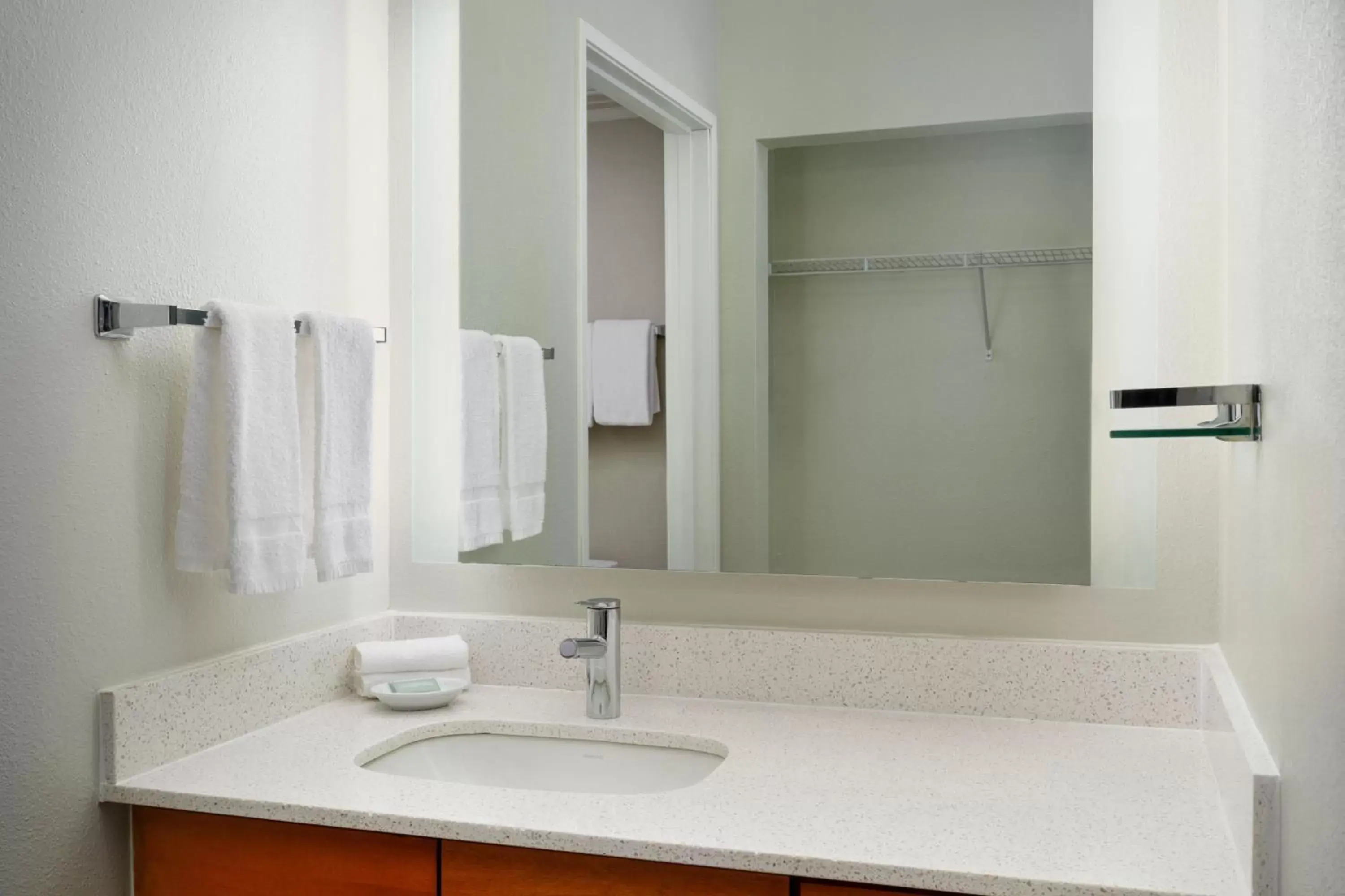 Bathroom in Residence Inn Fort Lauderdale SW/Miramar