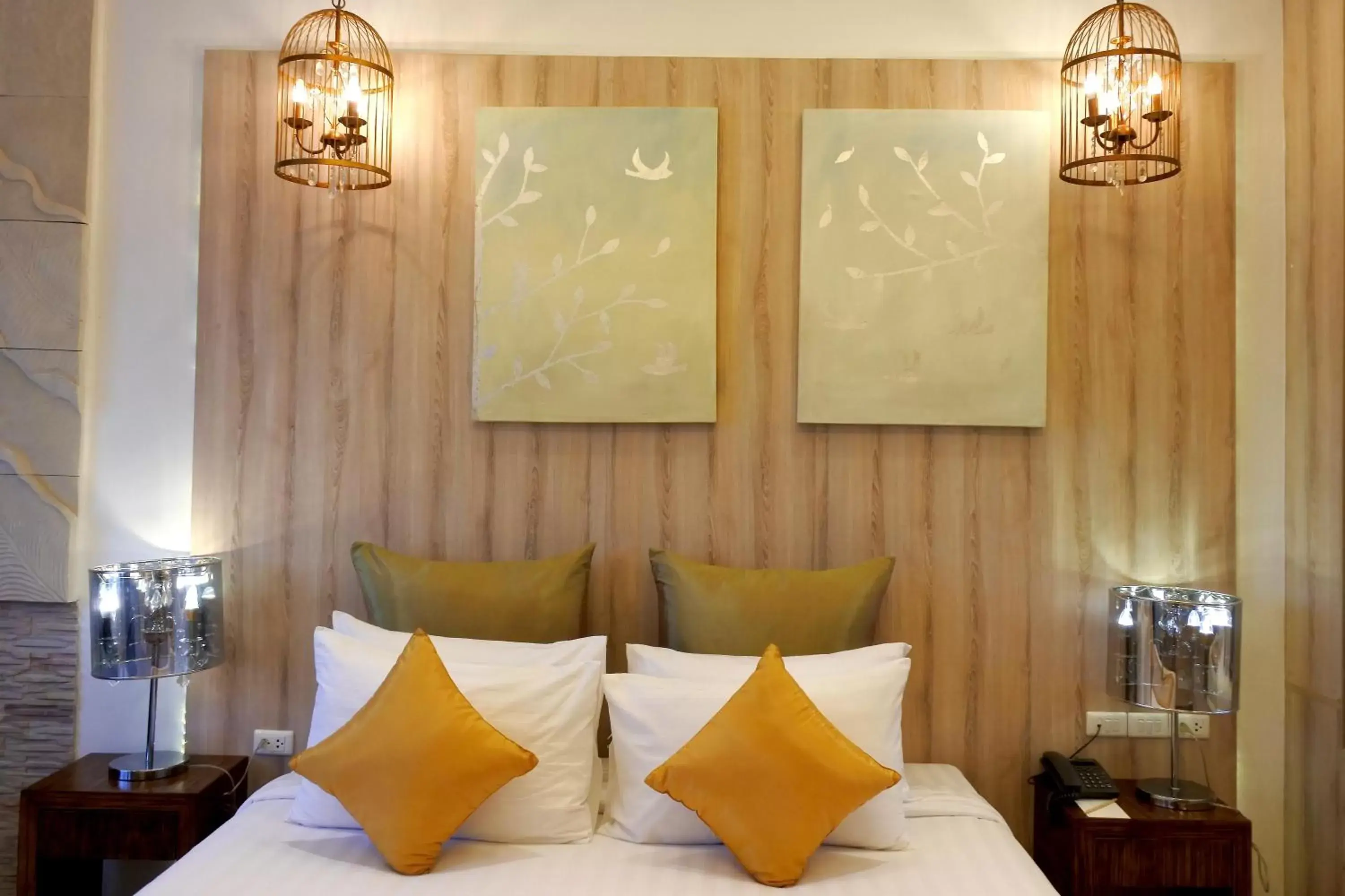 Bedroom, Bed in Dhevan Dara Beach Villa Kuiburi