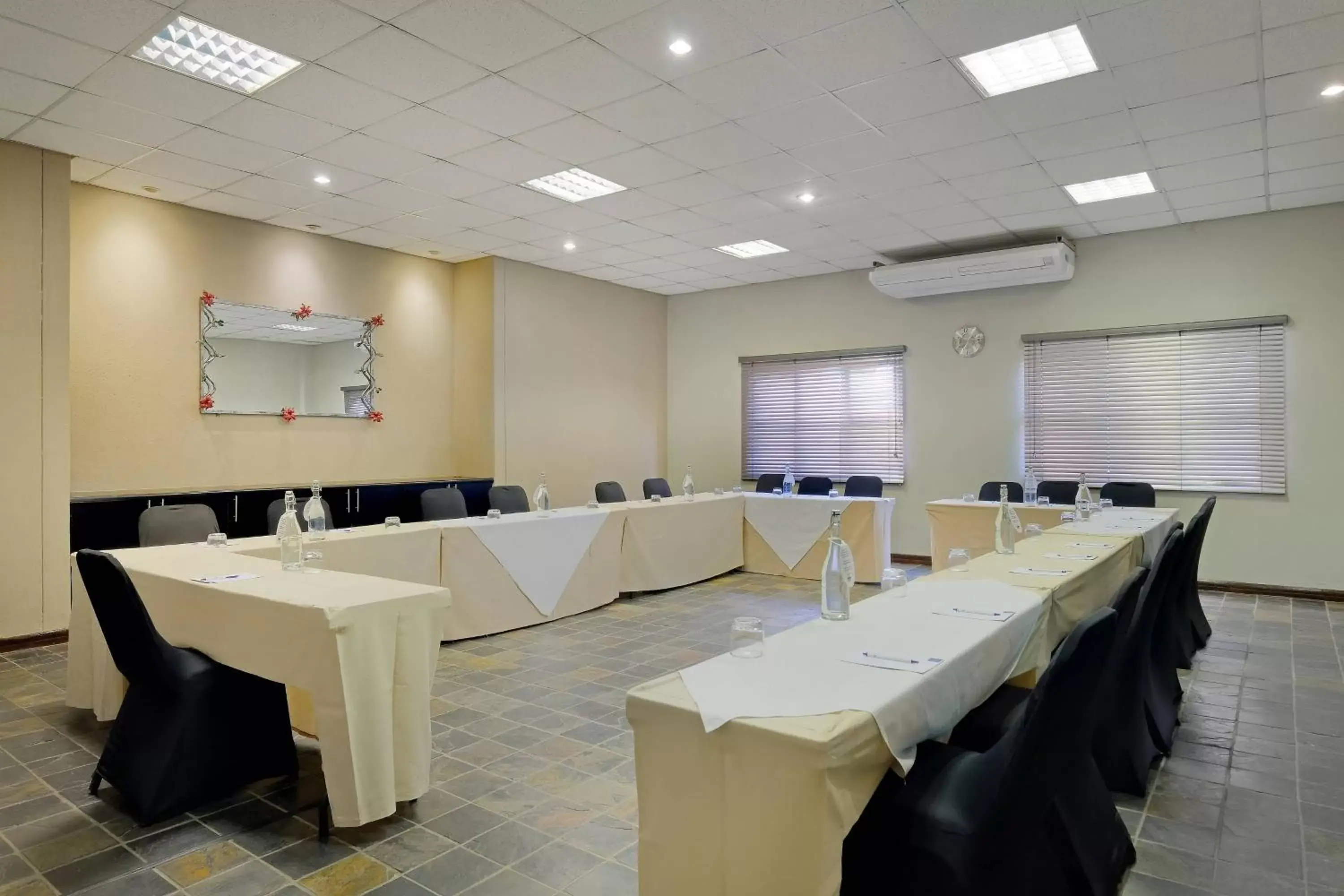 Meeting/conference room in Protea Hotel by Marriott Polokwane Landmark