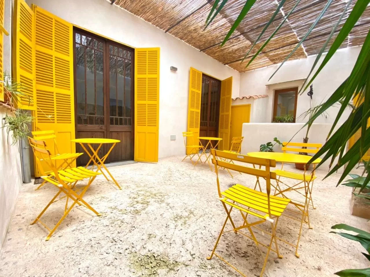 Patio in Hotel Boutique Can Pocovi