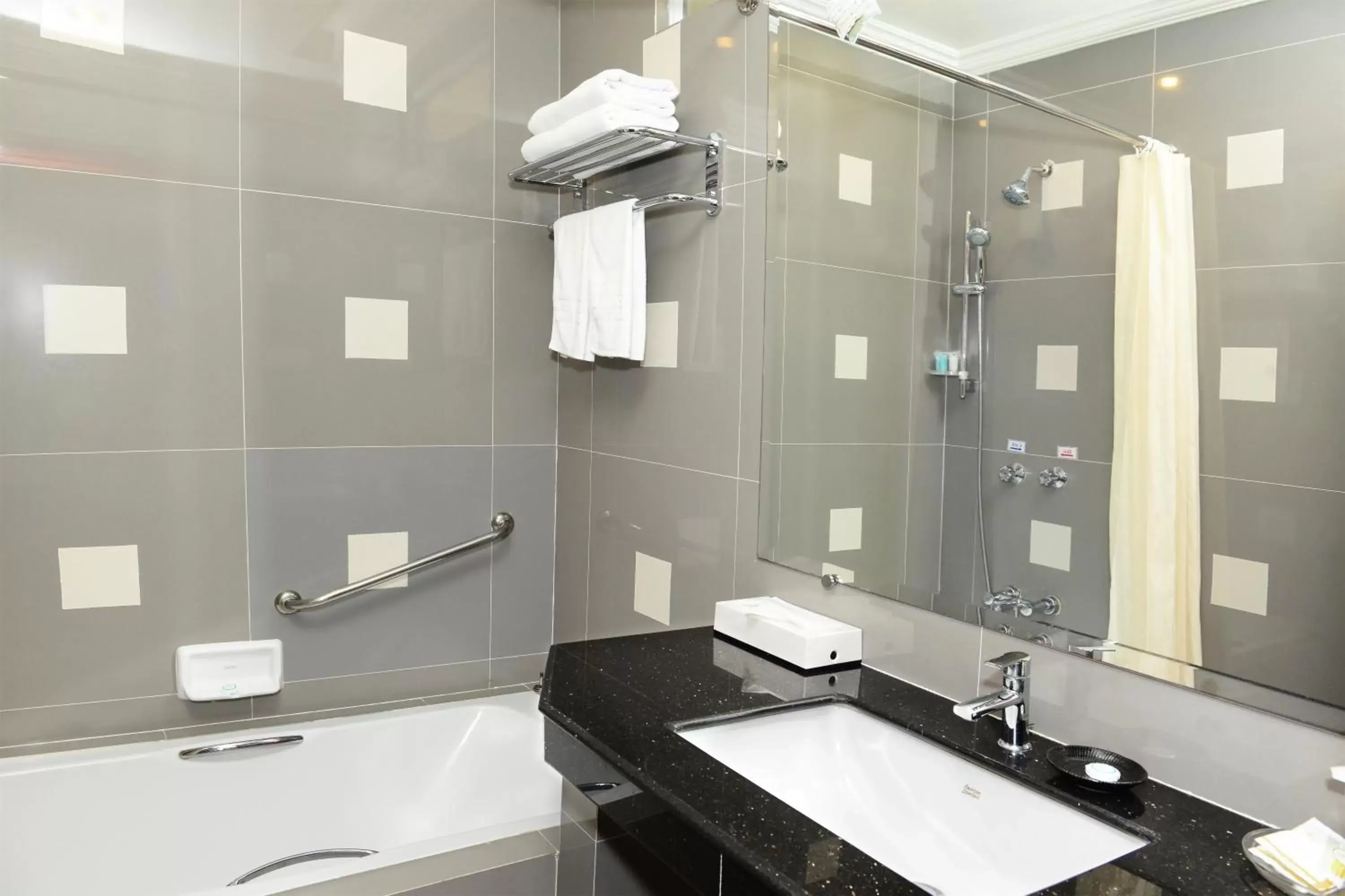 Bathroom in Hotel Grand United - Ahlone Branch