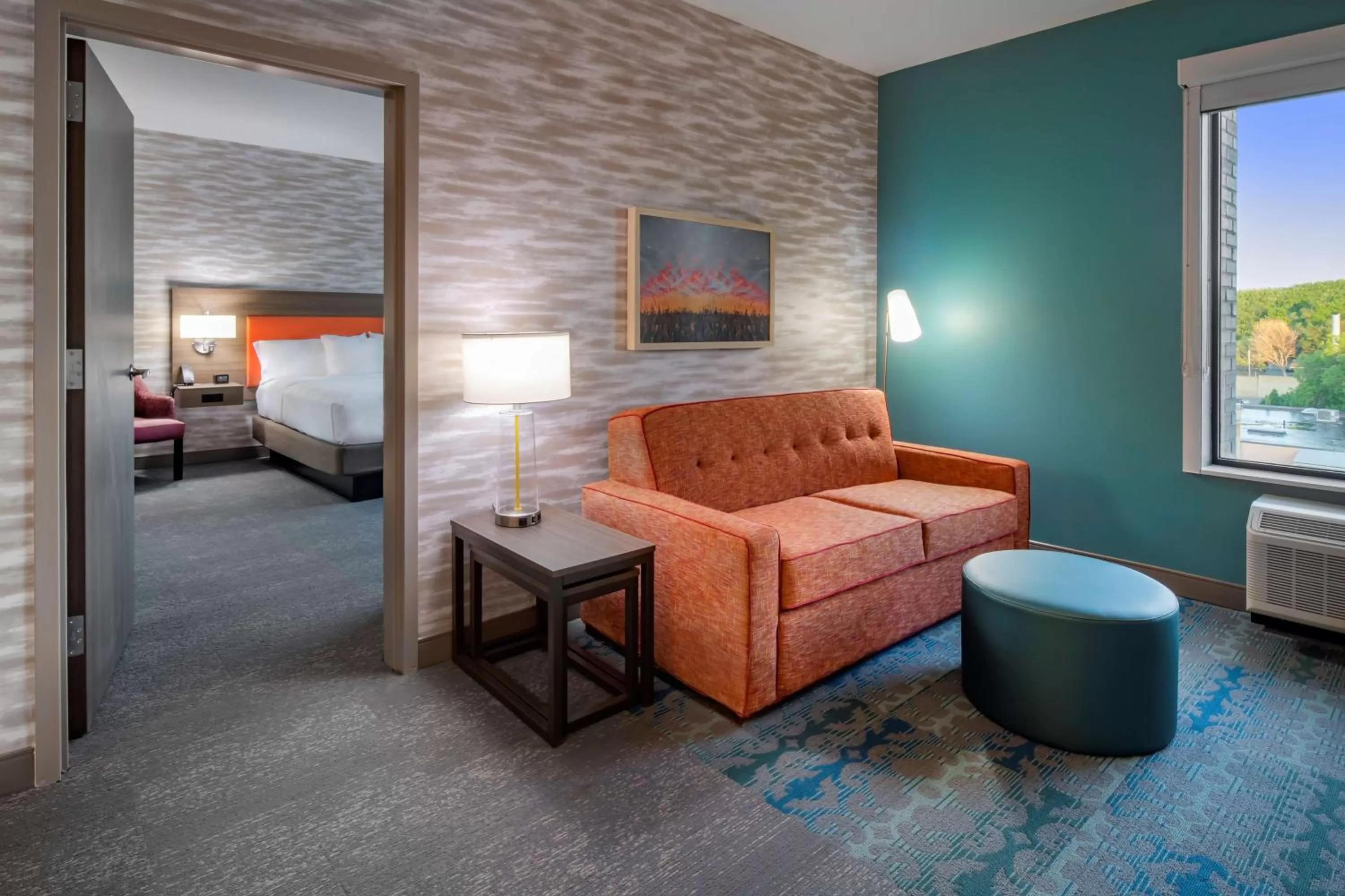 Living room, Bed in Home2 Suites by Hilton Omaha I-80 at 72nd Street, NE