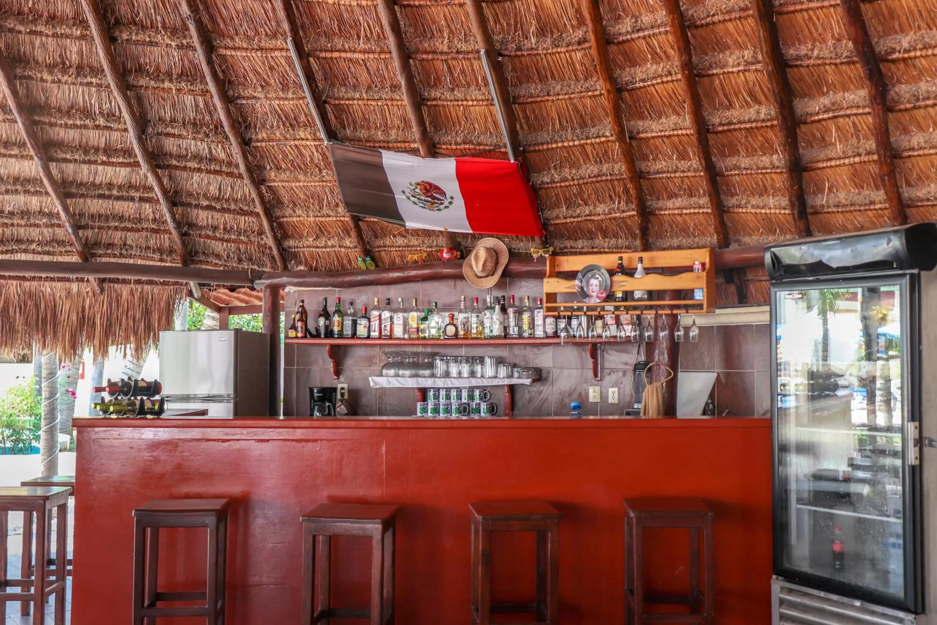 Food and drinks in Villas Coco Resort - All Suites