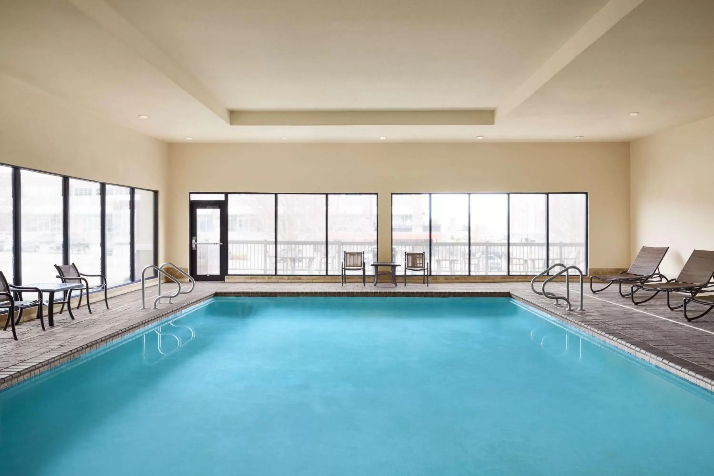 Pool view, Swimming Pool in Hampton Inn & Suites Tulsa South Bixby