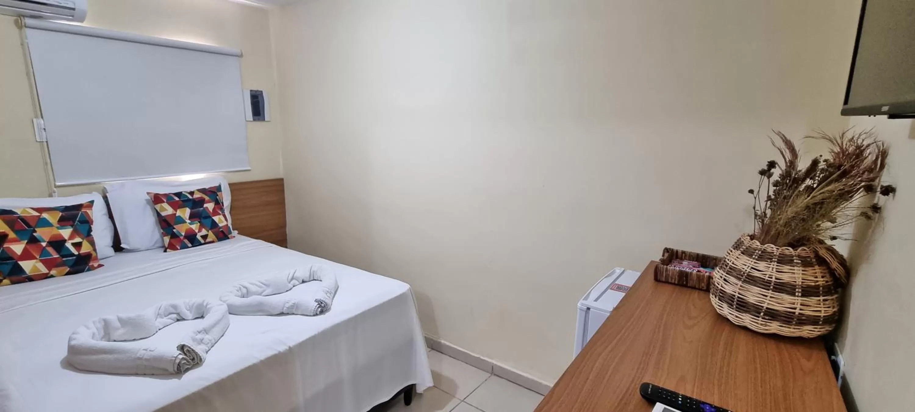 Photo of the whole room in Arena Carneiros Hotel by AFT