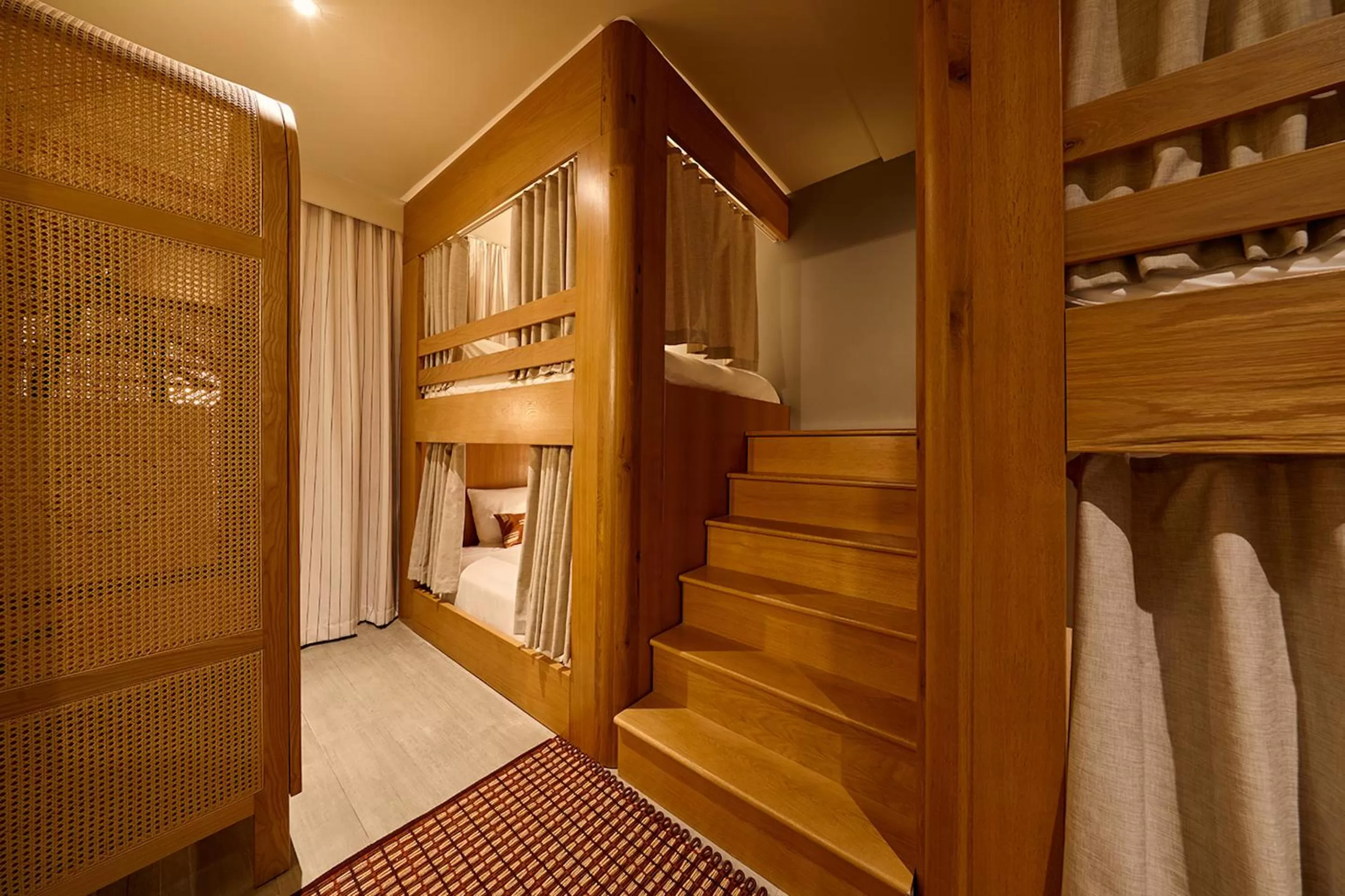 bunk bed in KAYAK Miami Beach