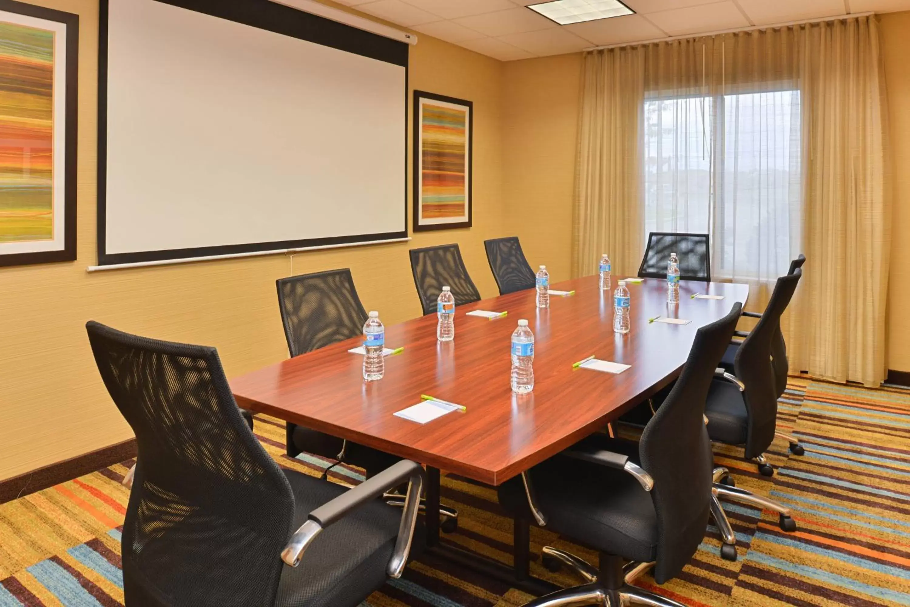 Meeting/conference room in Fairfield Inn & Suites Cleveland Avon