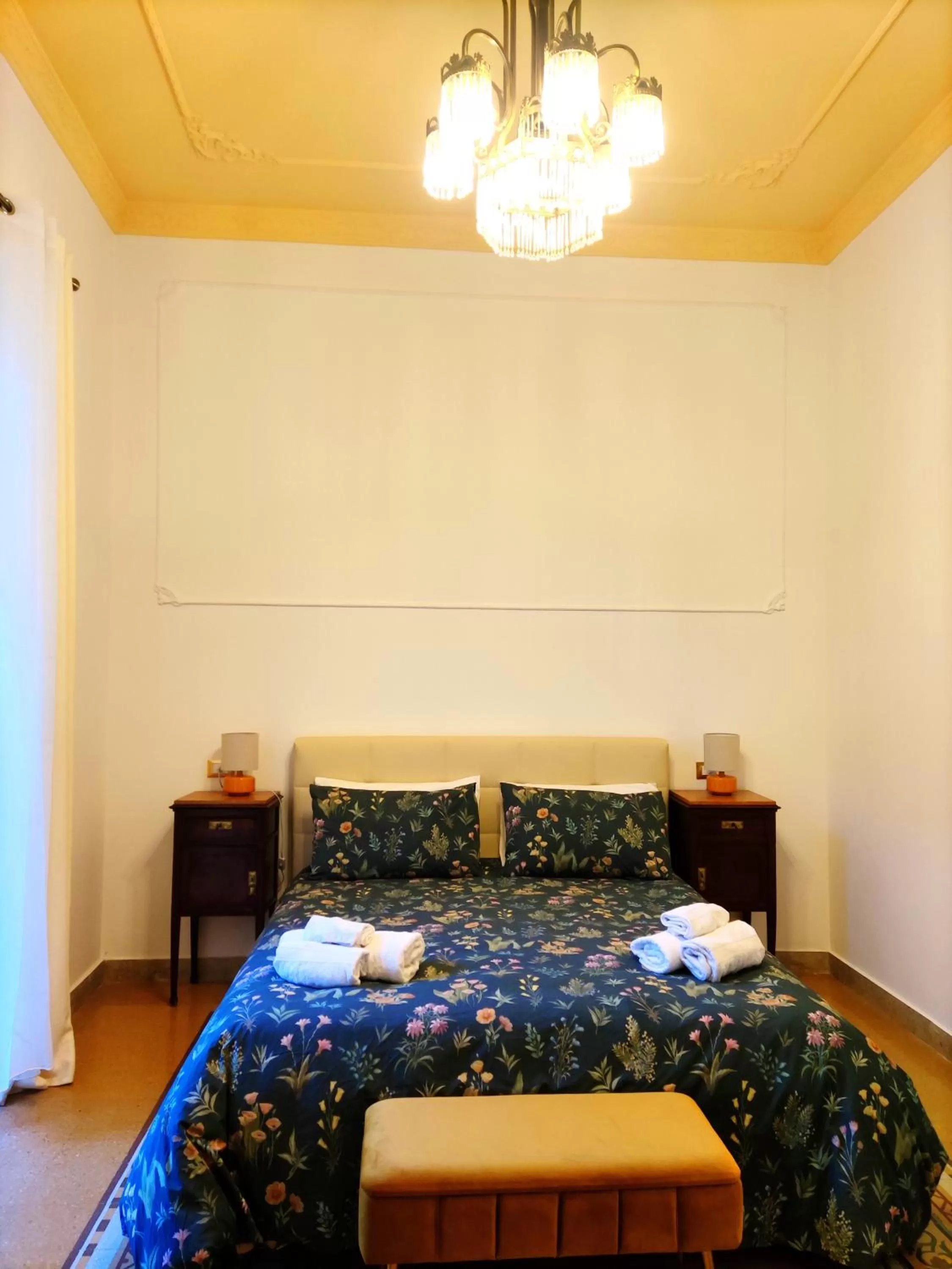 Bedroom, Bed in AUSA suites