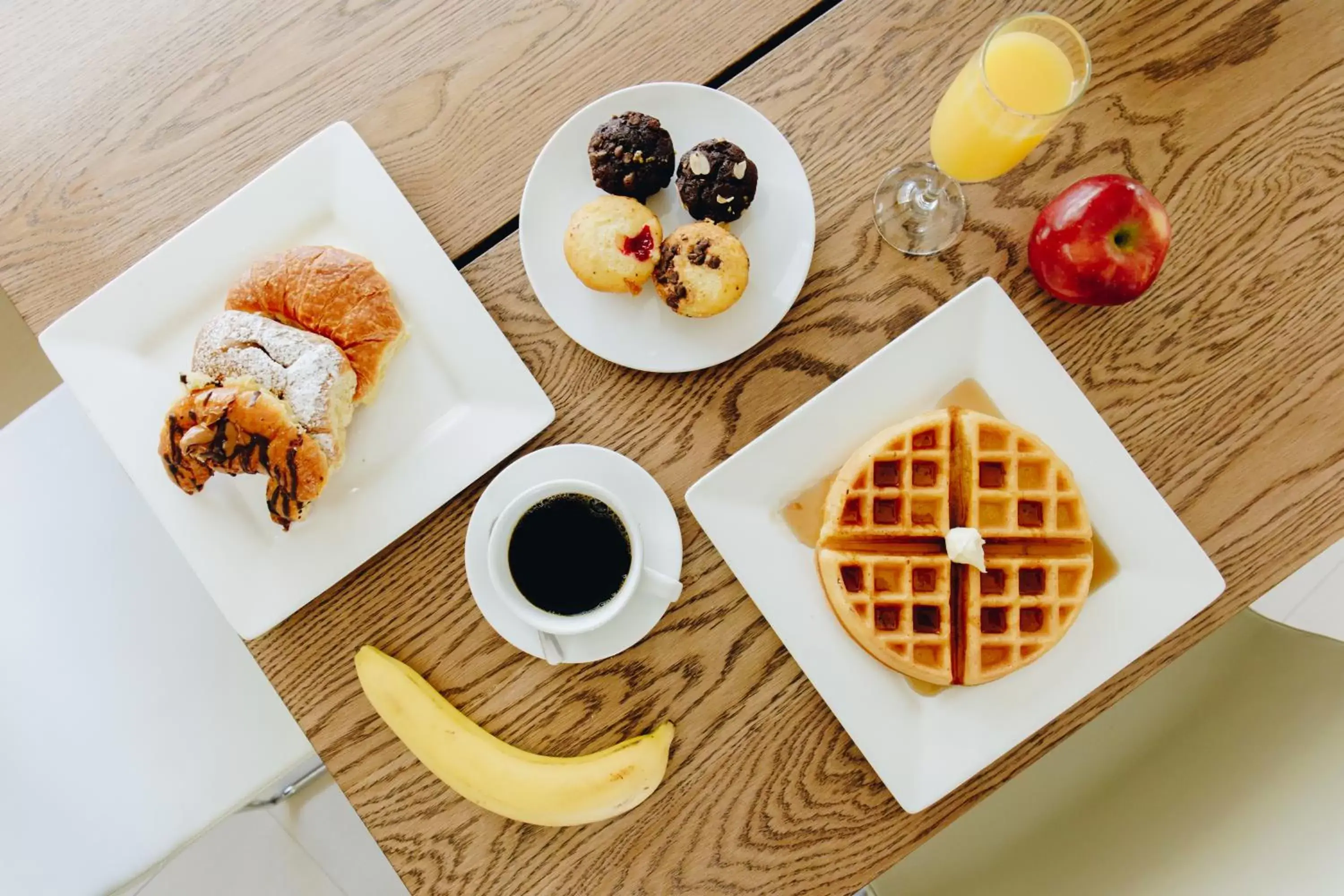 Continental breakfast, Breakfast in Aqua Hotel & Suites