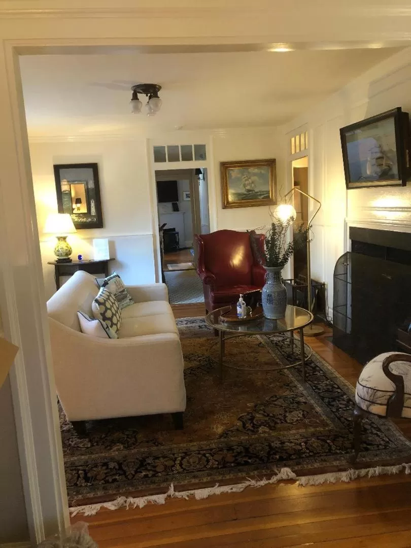 Seating Area in Cliff Lodge