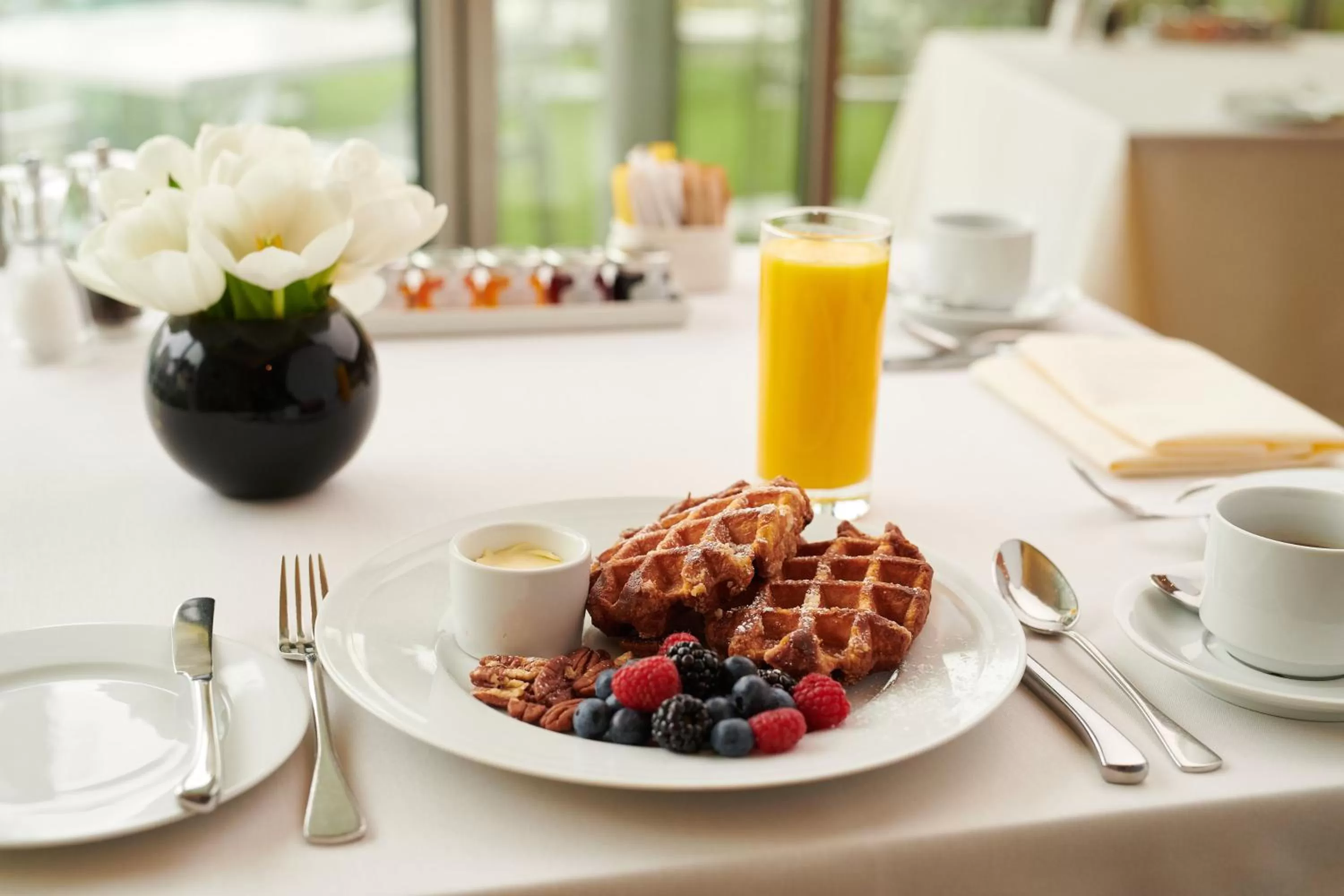 Breakfast in The Chelsea Harbour Hotel and Spa