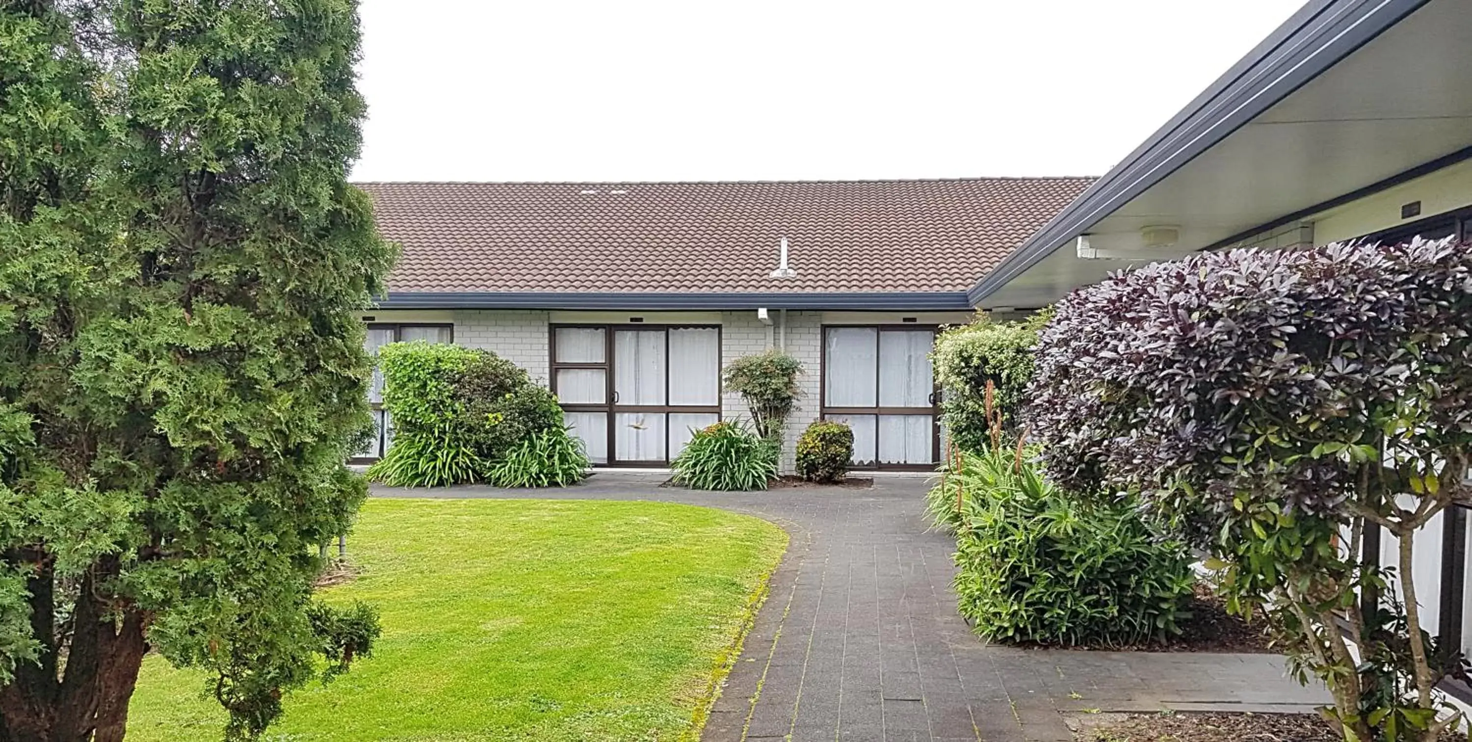 Garden, Property Building in Airport Garden Inn Hotel & Conference Centre