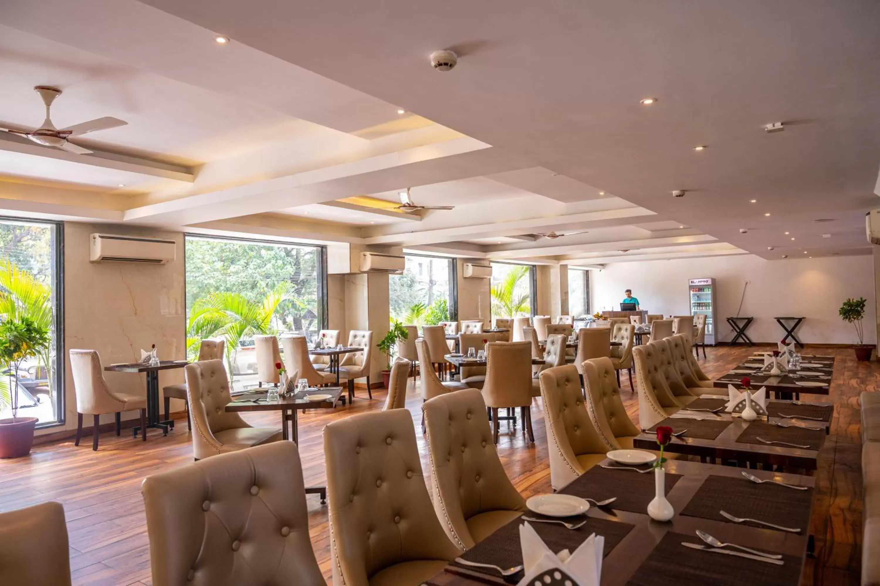 Restaurant/places to eat in BELLS BEACH RESORT , A Unit of Resort De Balneaire Restaurant/places to eat in BELLS BEACH RESORT , A Unit of Resort De Balneaire