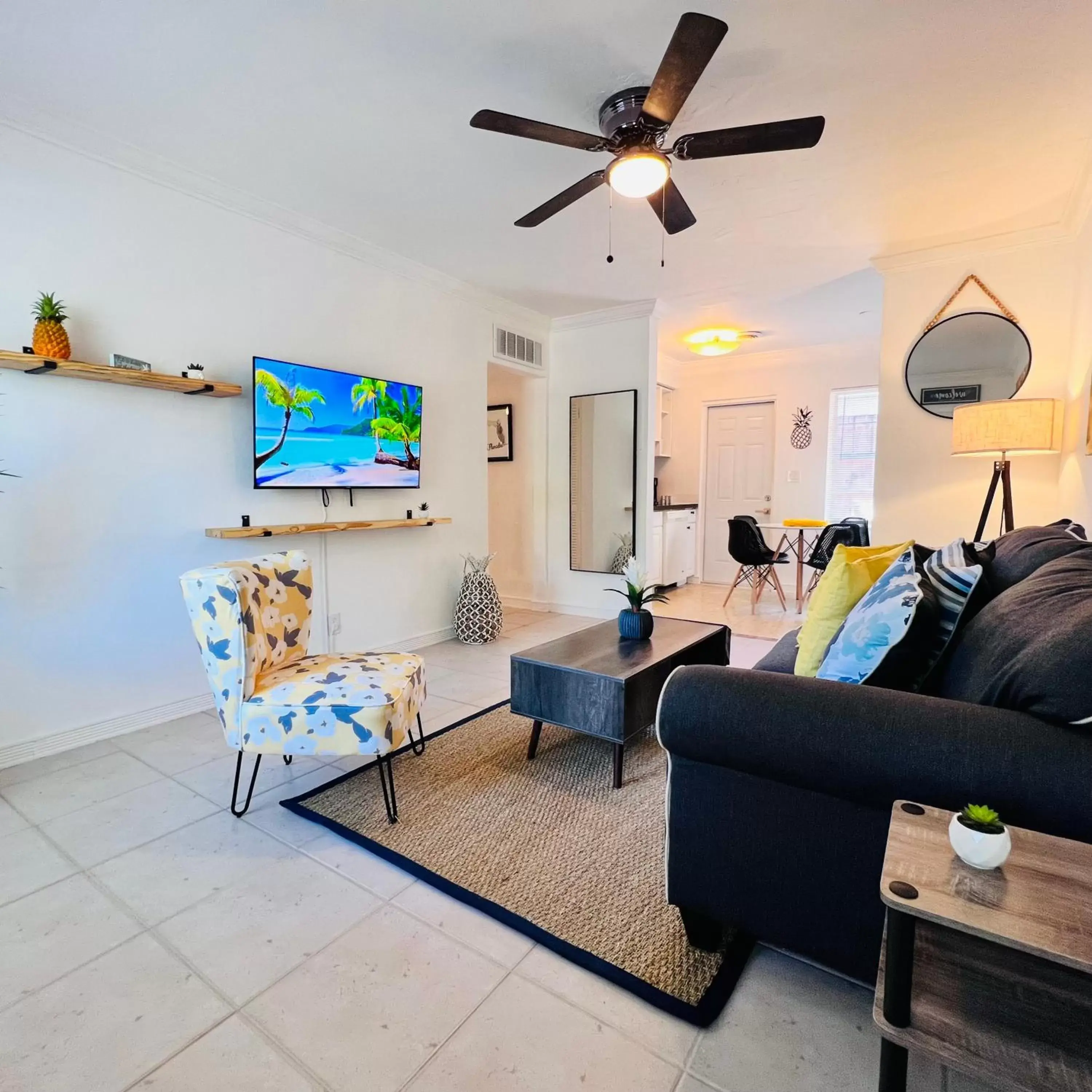 Living room, Seating Area in Coco Bay Vacation Condos