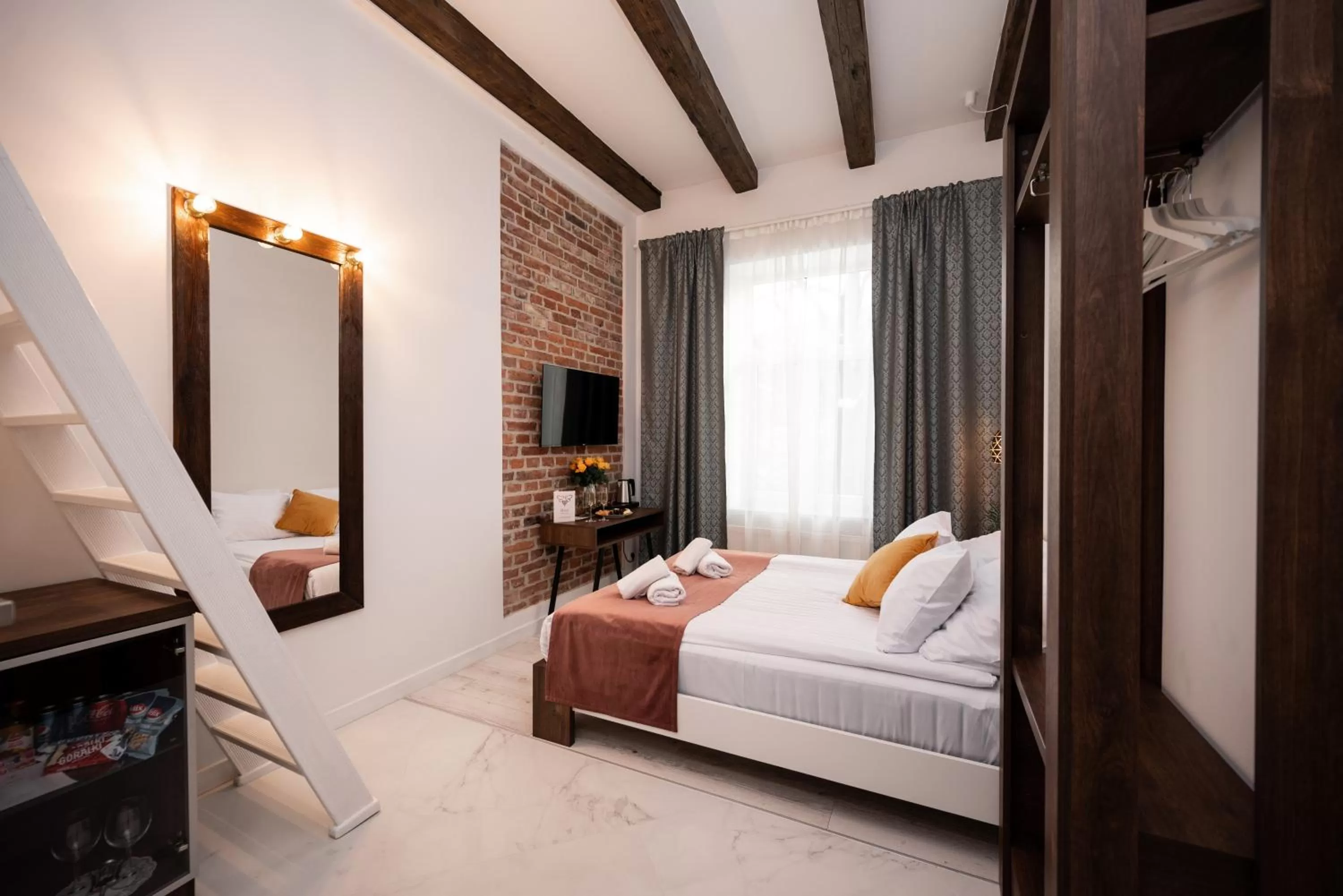 Bed in Hive Family House