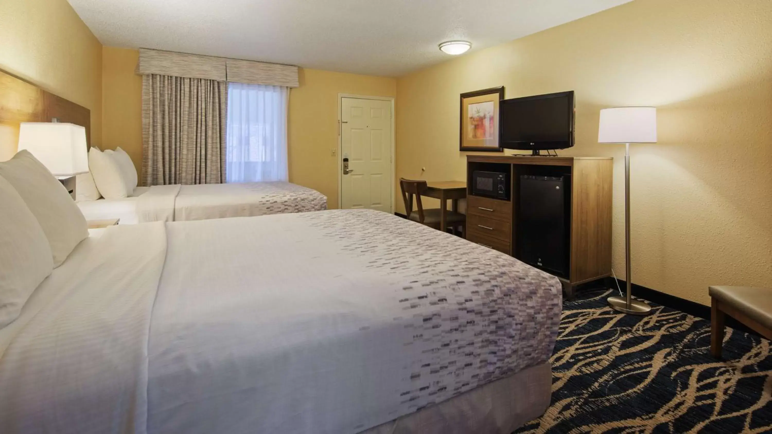 Bedroom, Bed in Best Western Mountainbrook Inn Maggie Valley