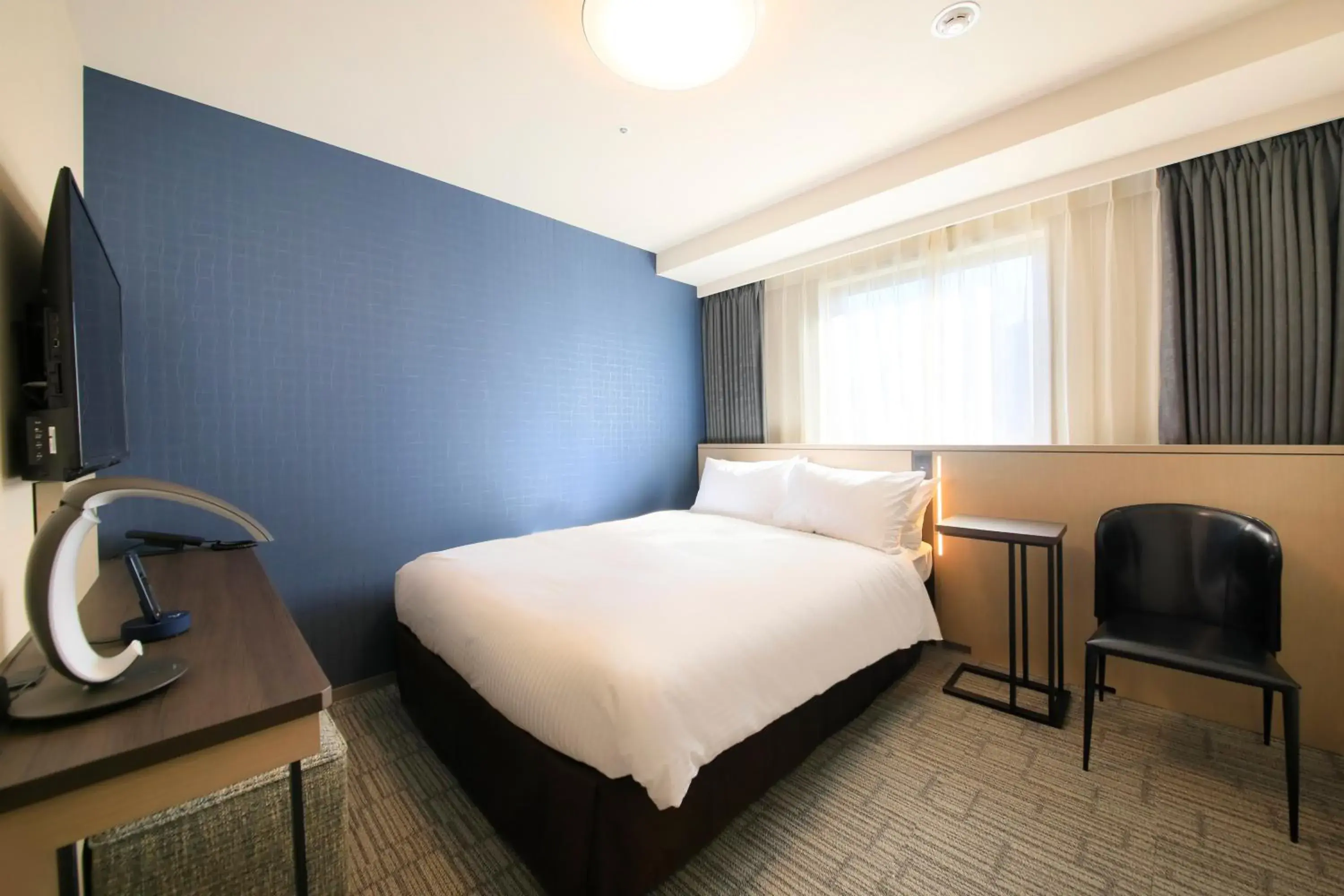 Photo of the whole room, Bed in Richmond Hotel Yokohama Ekimae