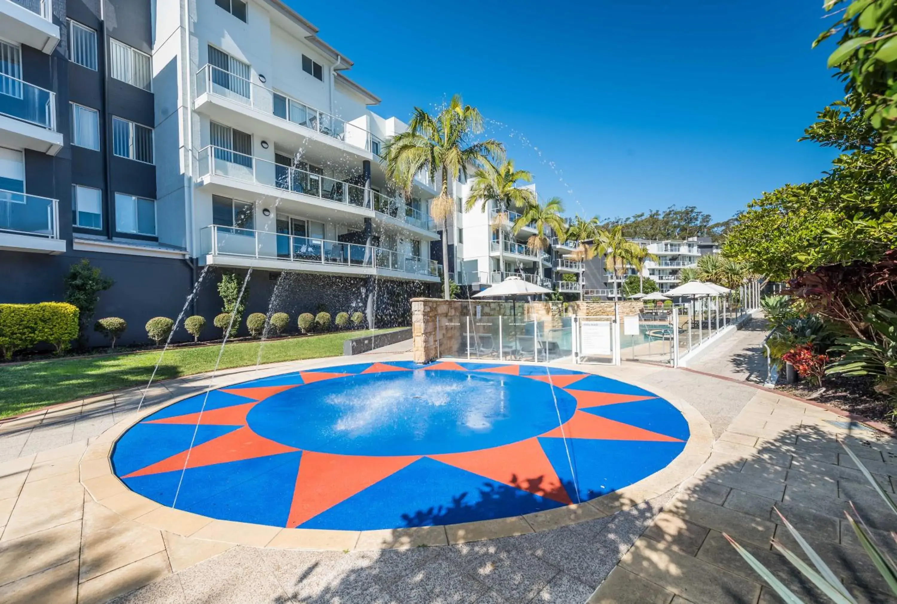 Property building, Swimming Pool in Mantra Nelson Bay