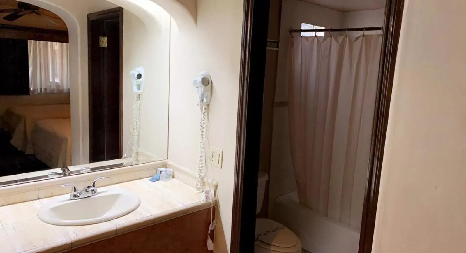 Bathroom in Hotel Siesta Real