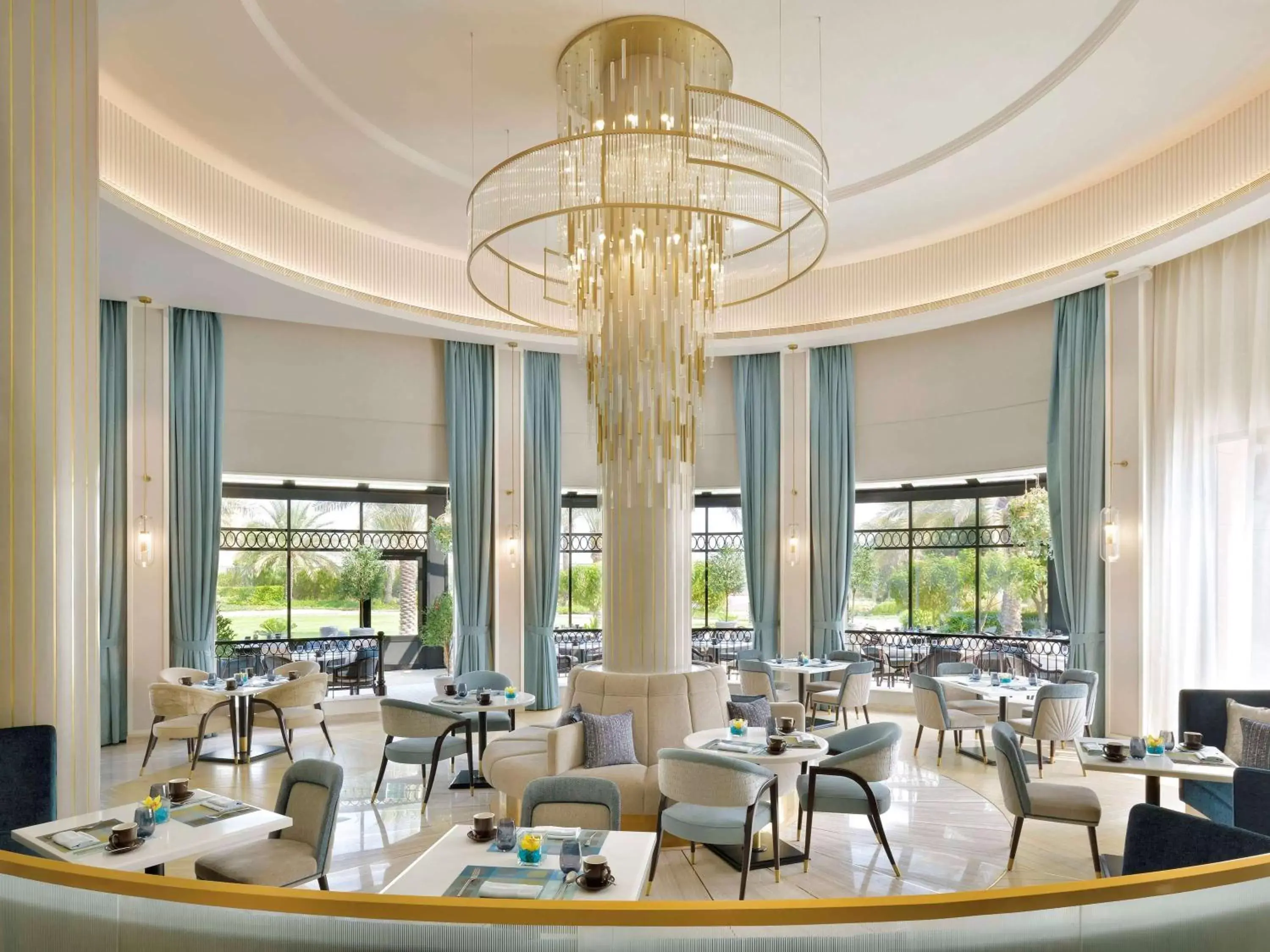 Restaurant/Places to Eat in Mövenpick Hotel Bahrain