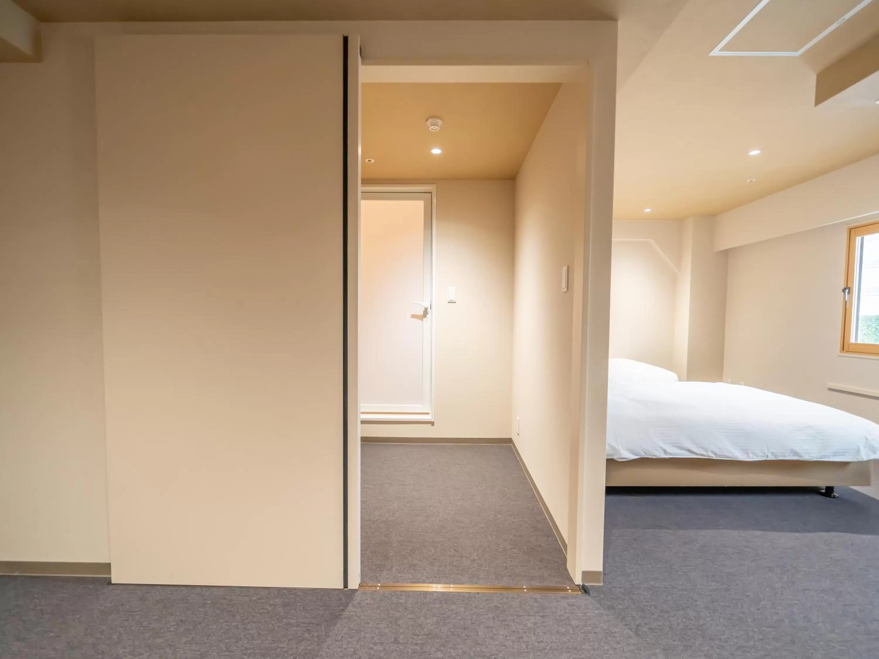 Photo of the whole room, Bed in Shinsaibashi ARTY Inn