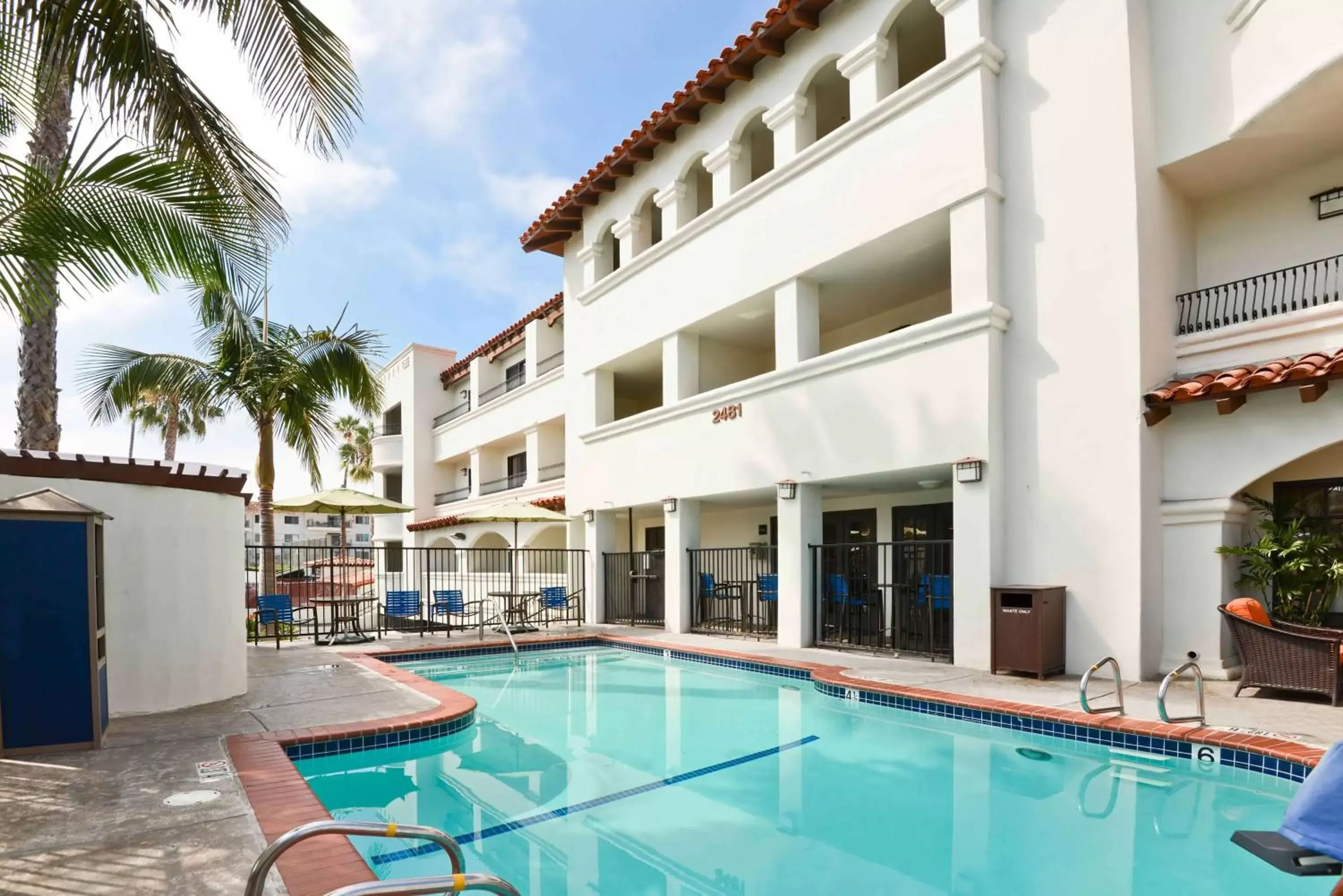 Pool view, Swimming Pool in Hampton Inn & Suites San Clemente