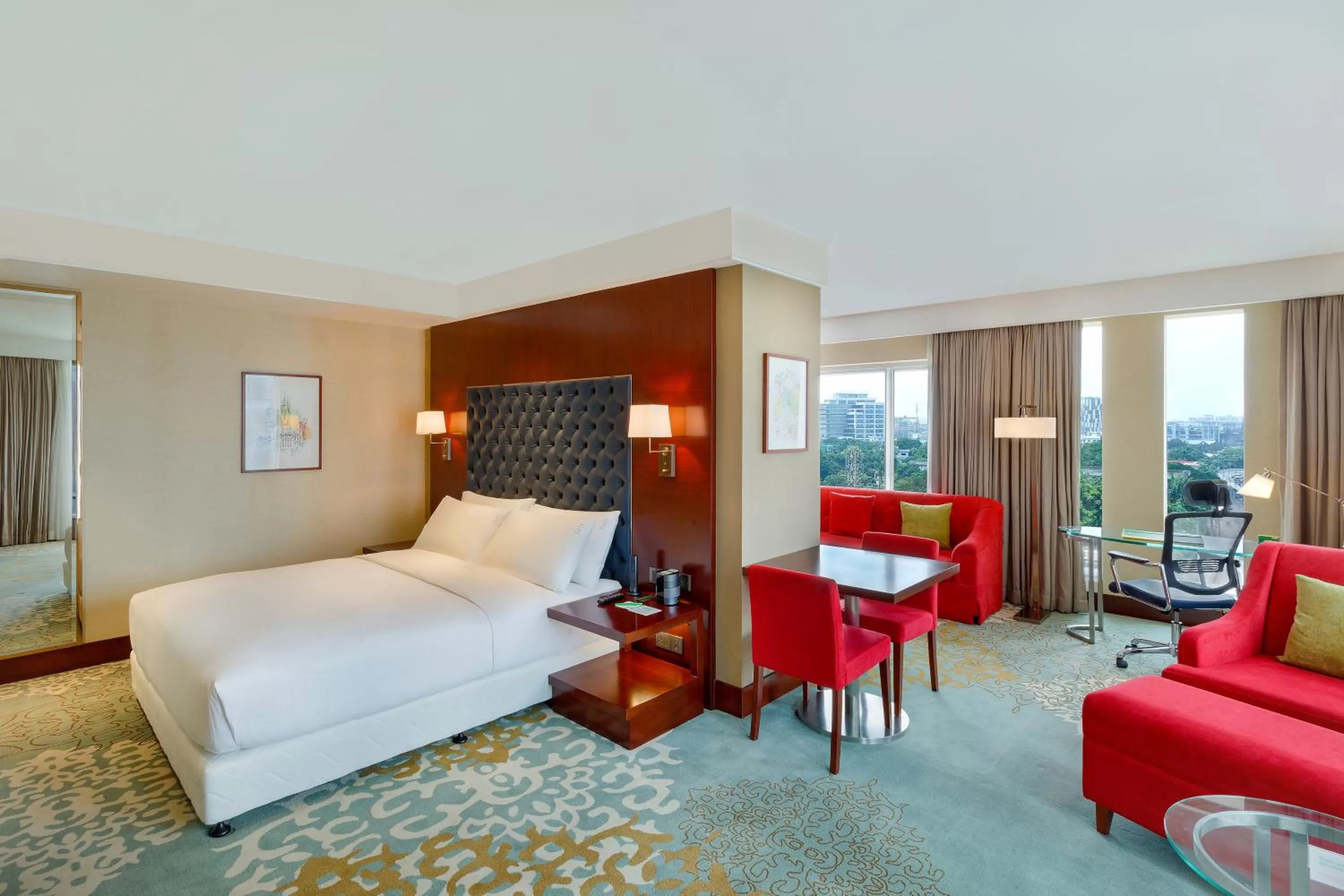 Bed in Holiday Inn Dhaka City Centre by IHG